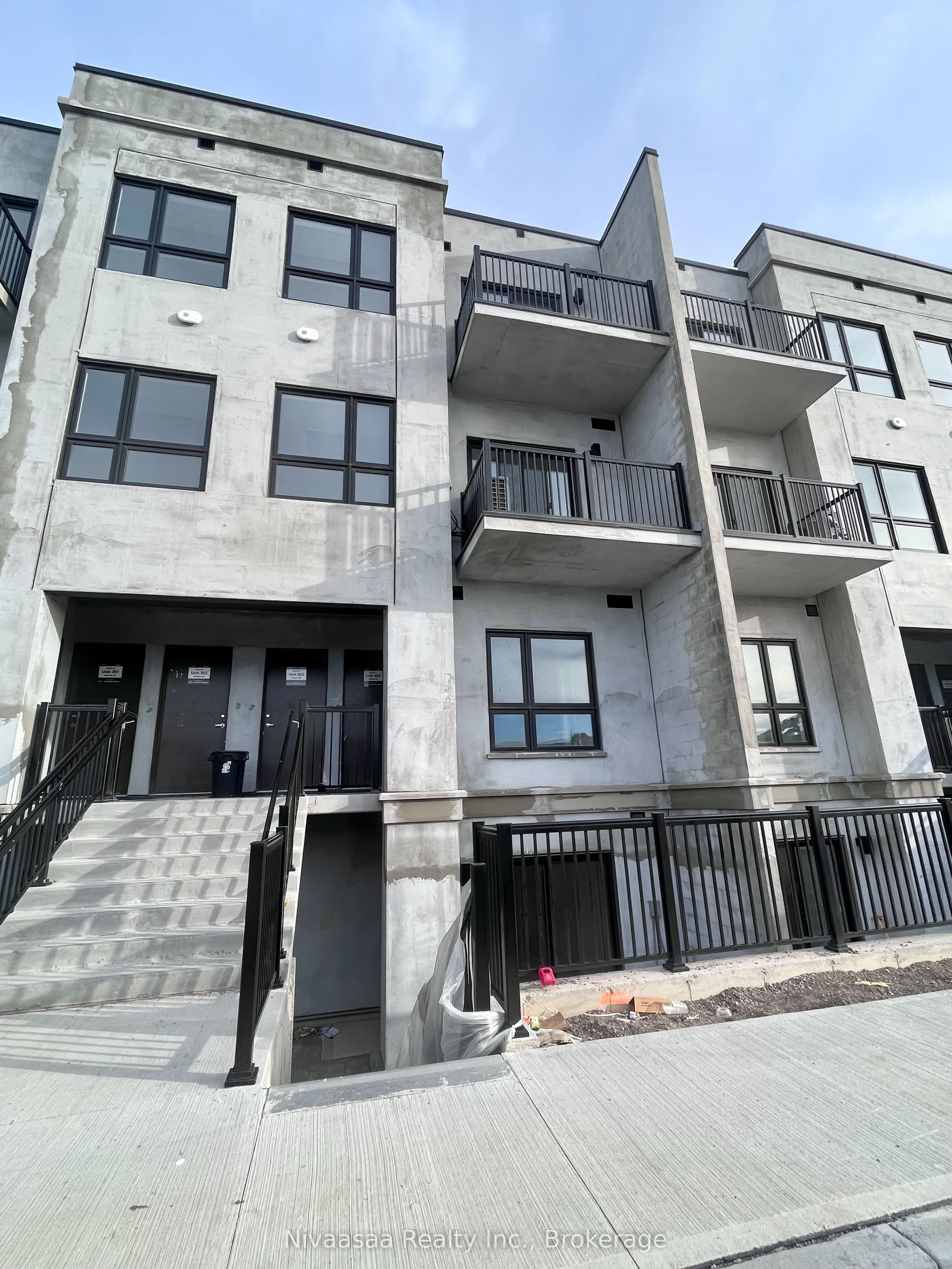 Unit Q16 25 Palace Street