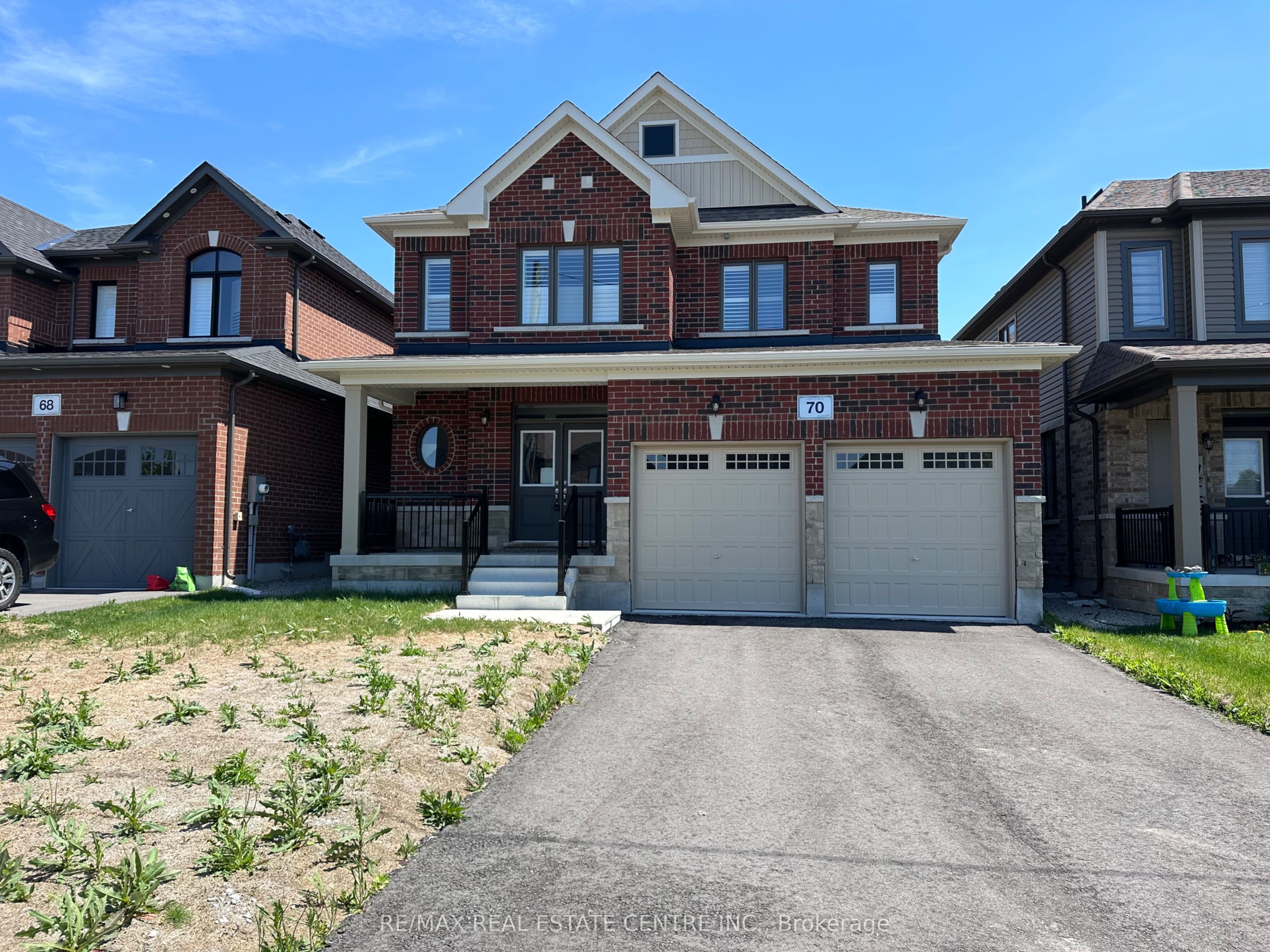 70 Wakefield Boulevard photo 1