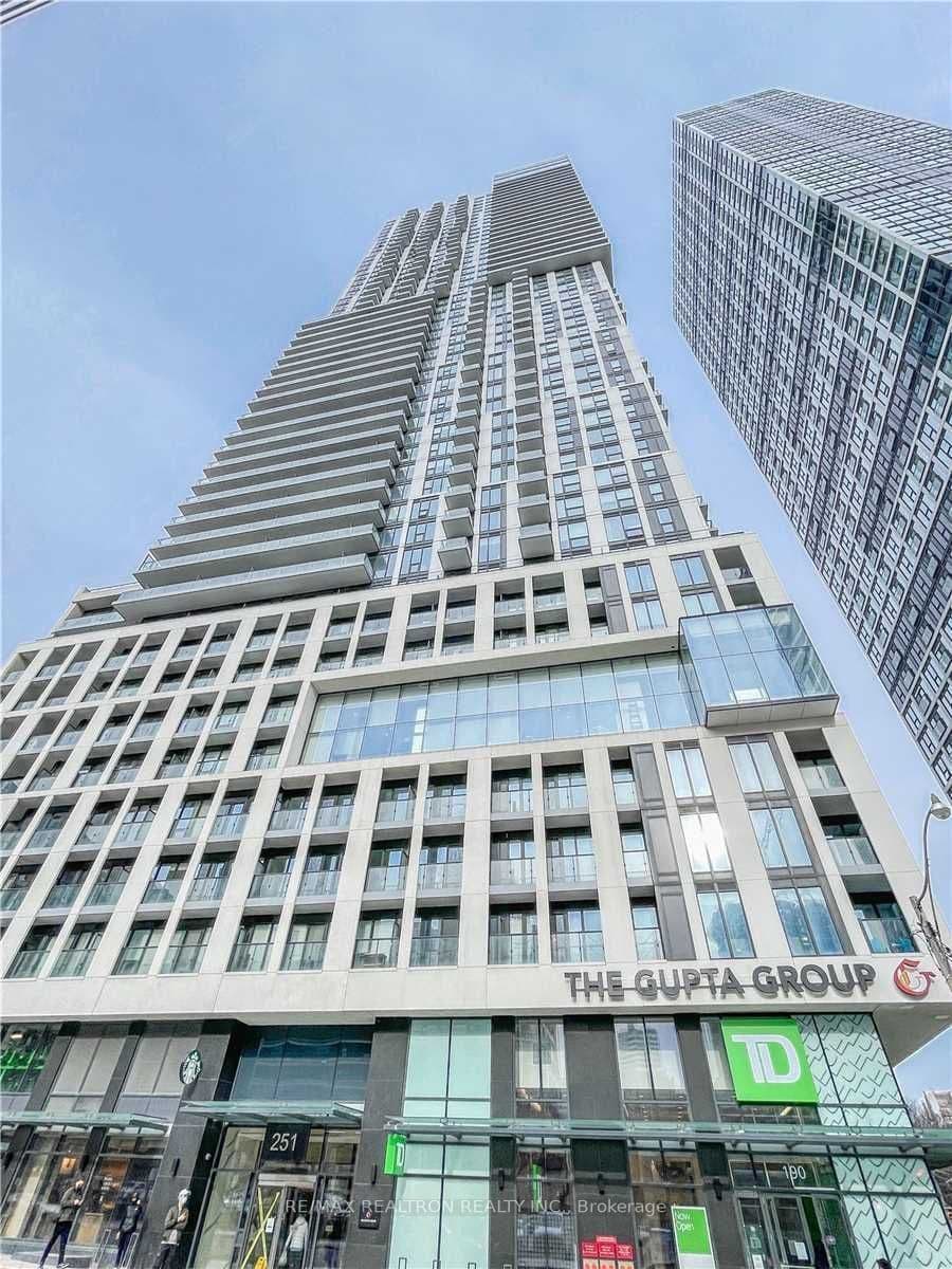 Unit 1430 251 Jarvis Street photo 1