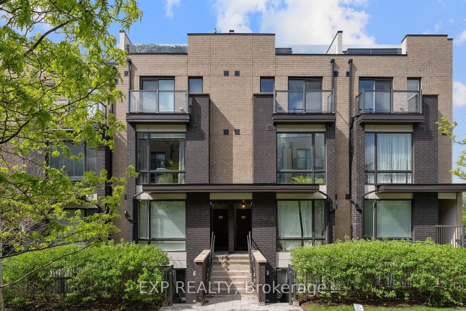 Unit 89 30 Fieldway Road photo 1