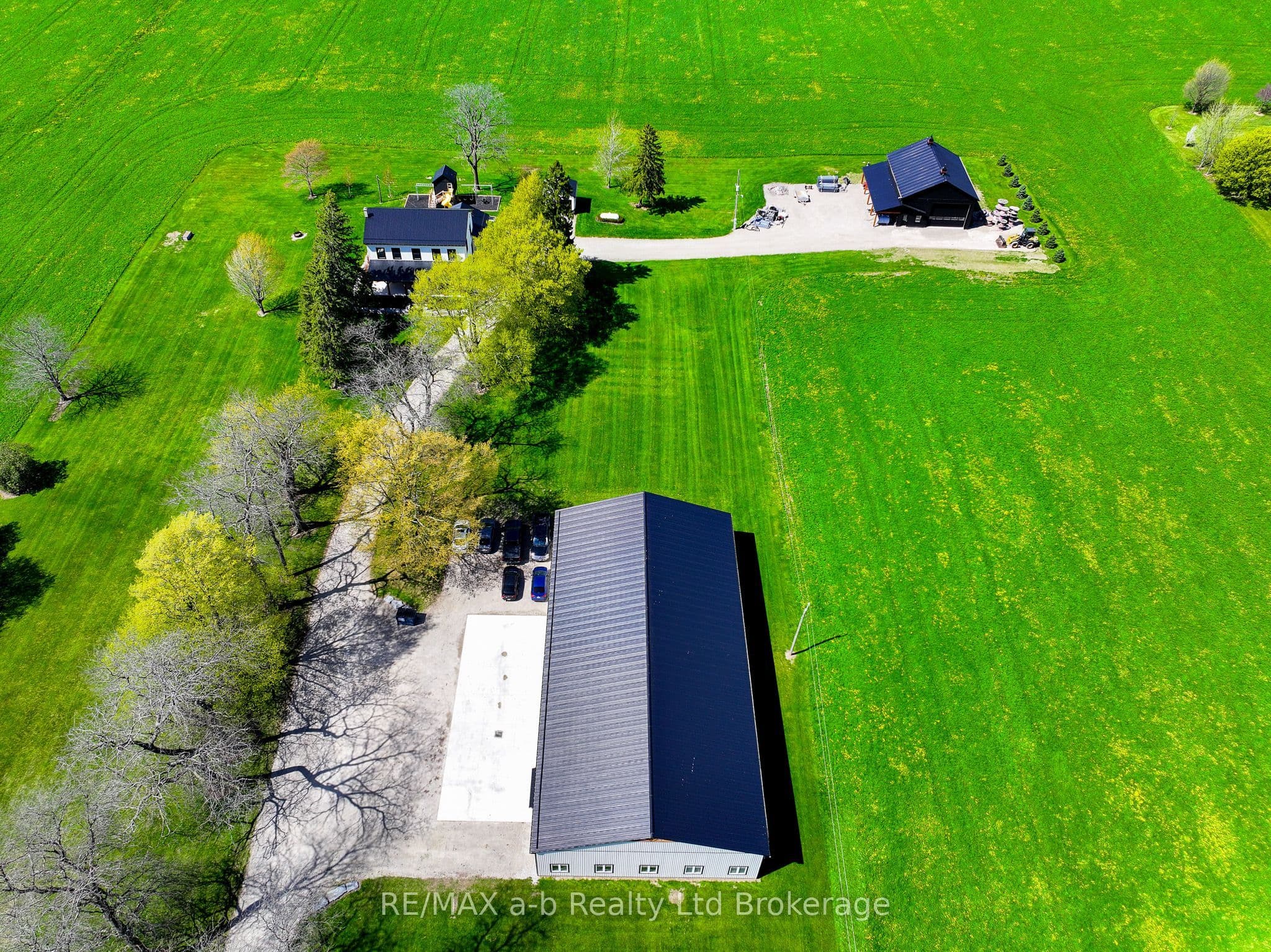 184911 Cornell Road photo 1