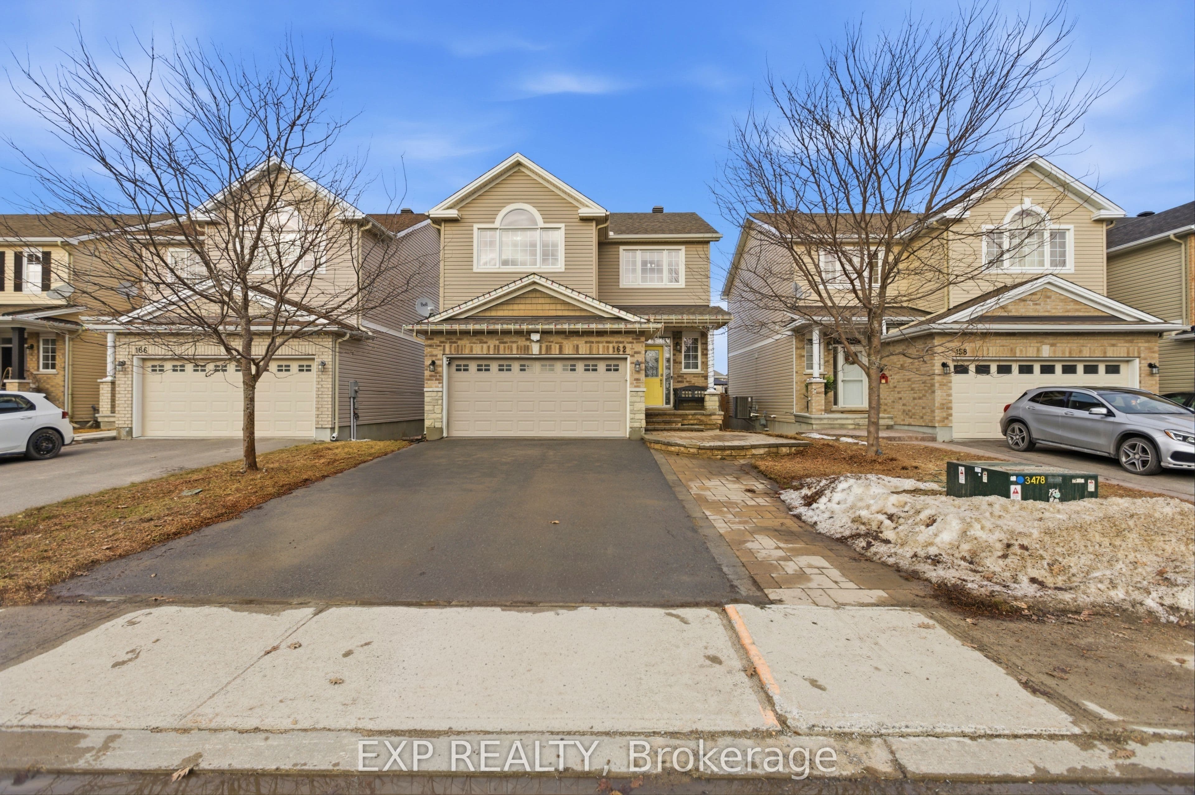 162 Bert Hall Street photo 1