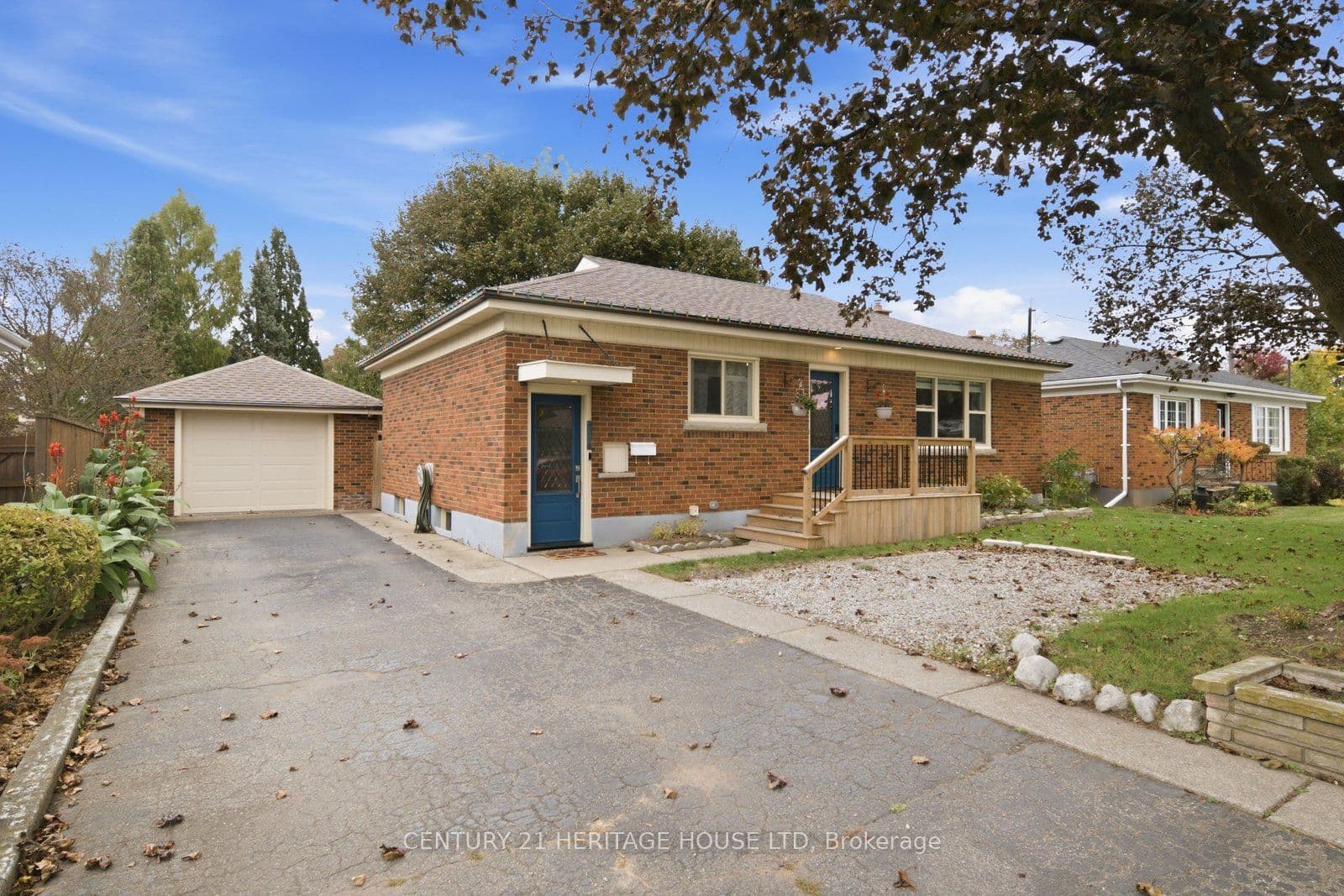83 Fairview Drive photo 1