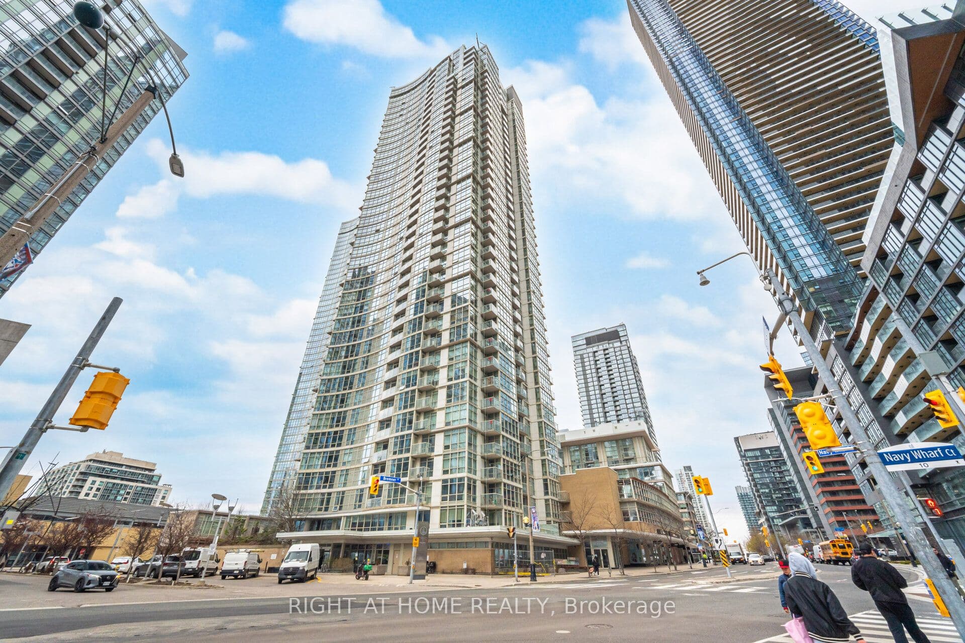 Unit 2107 10 Navy Wharf Court photo 1