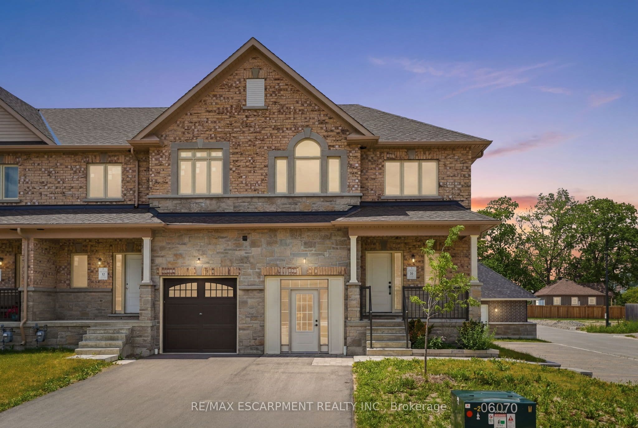 27 Rainey Drive photo 1