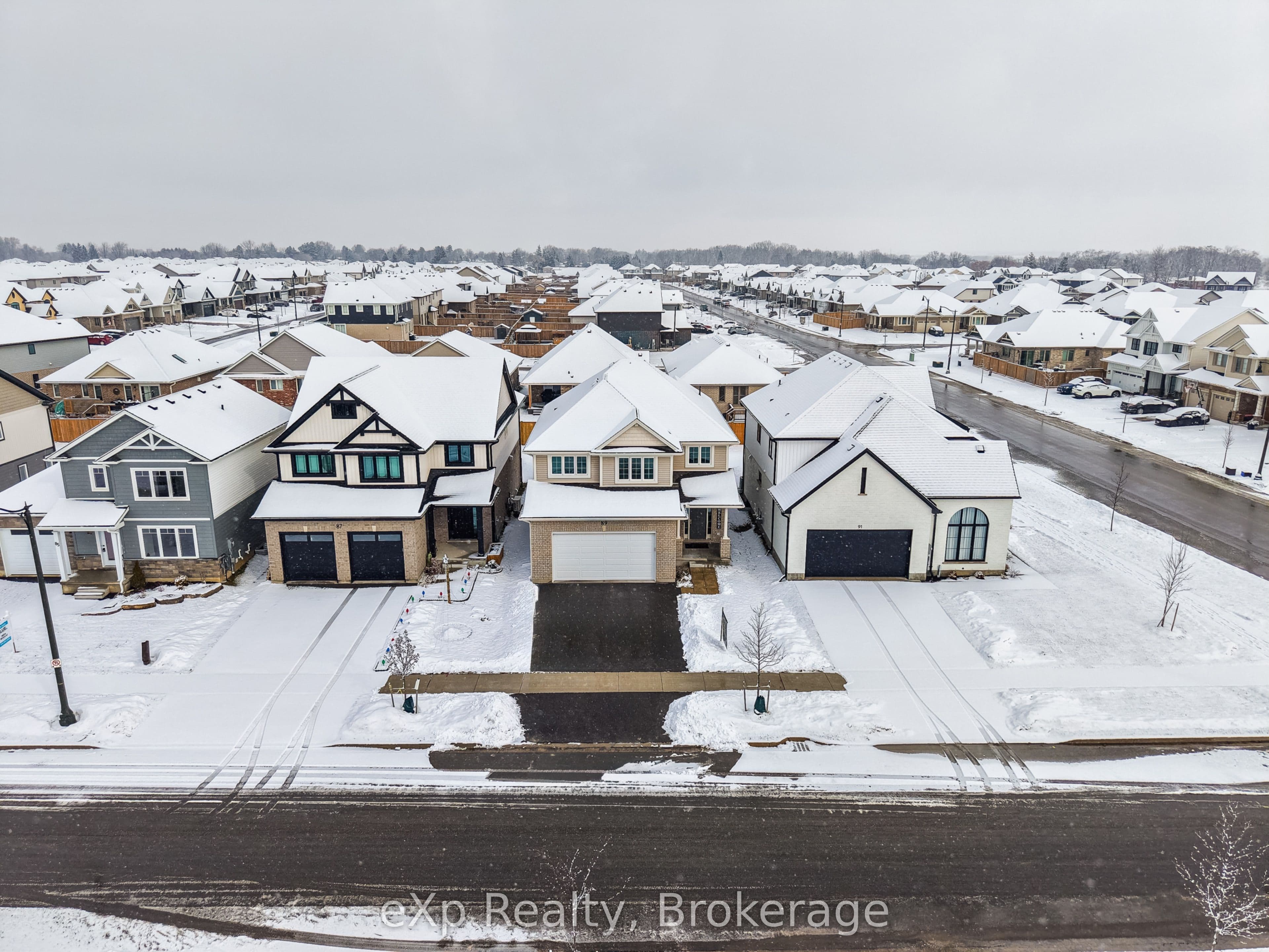 89 Acorn Trail photo 1