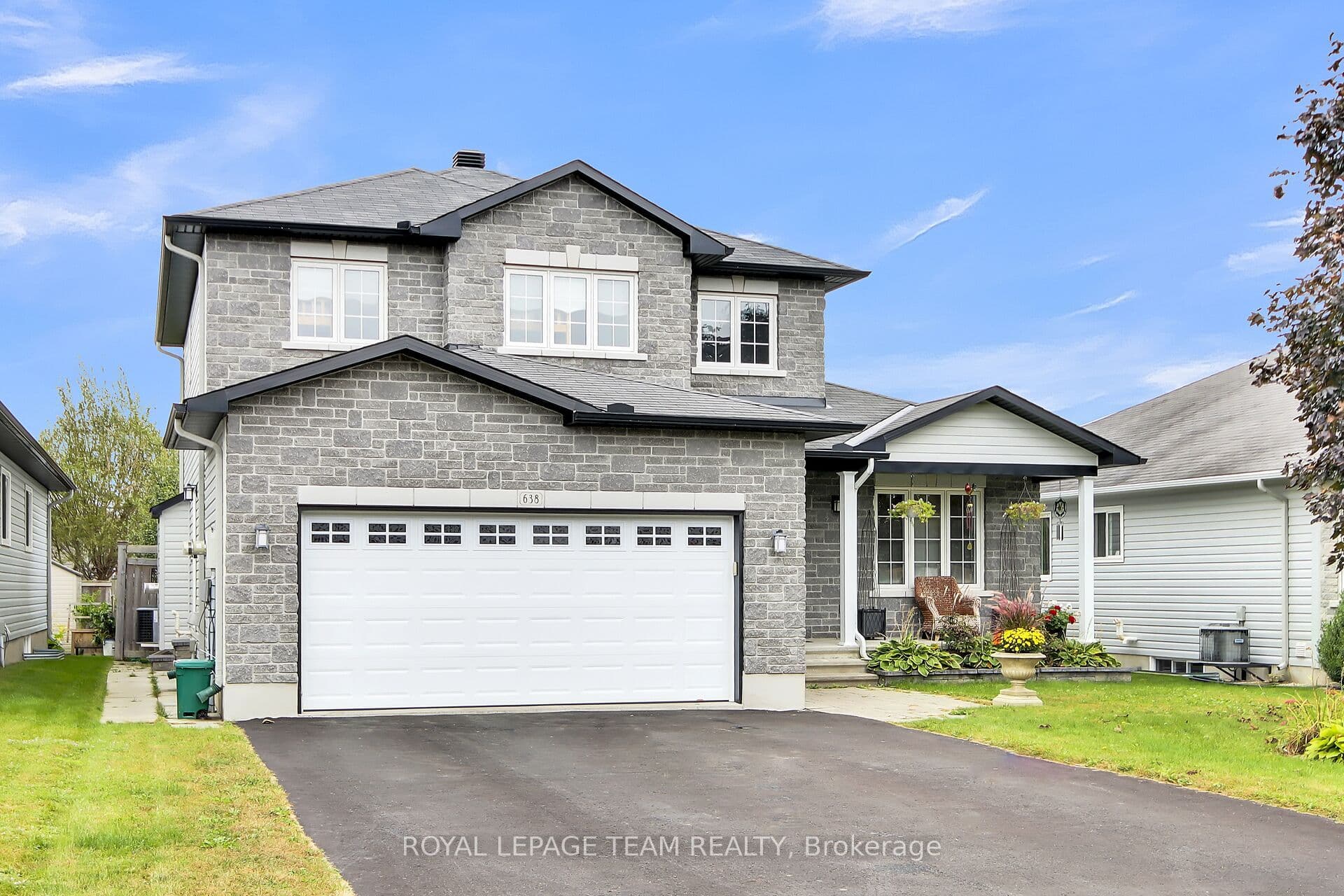 638 Robert Hill Drive photo 1
