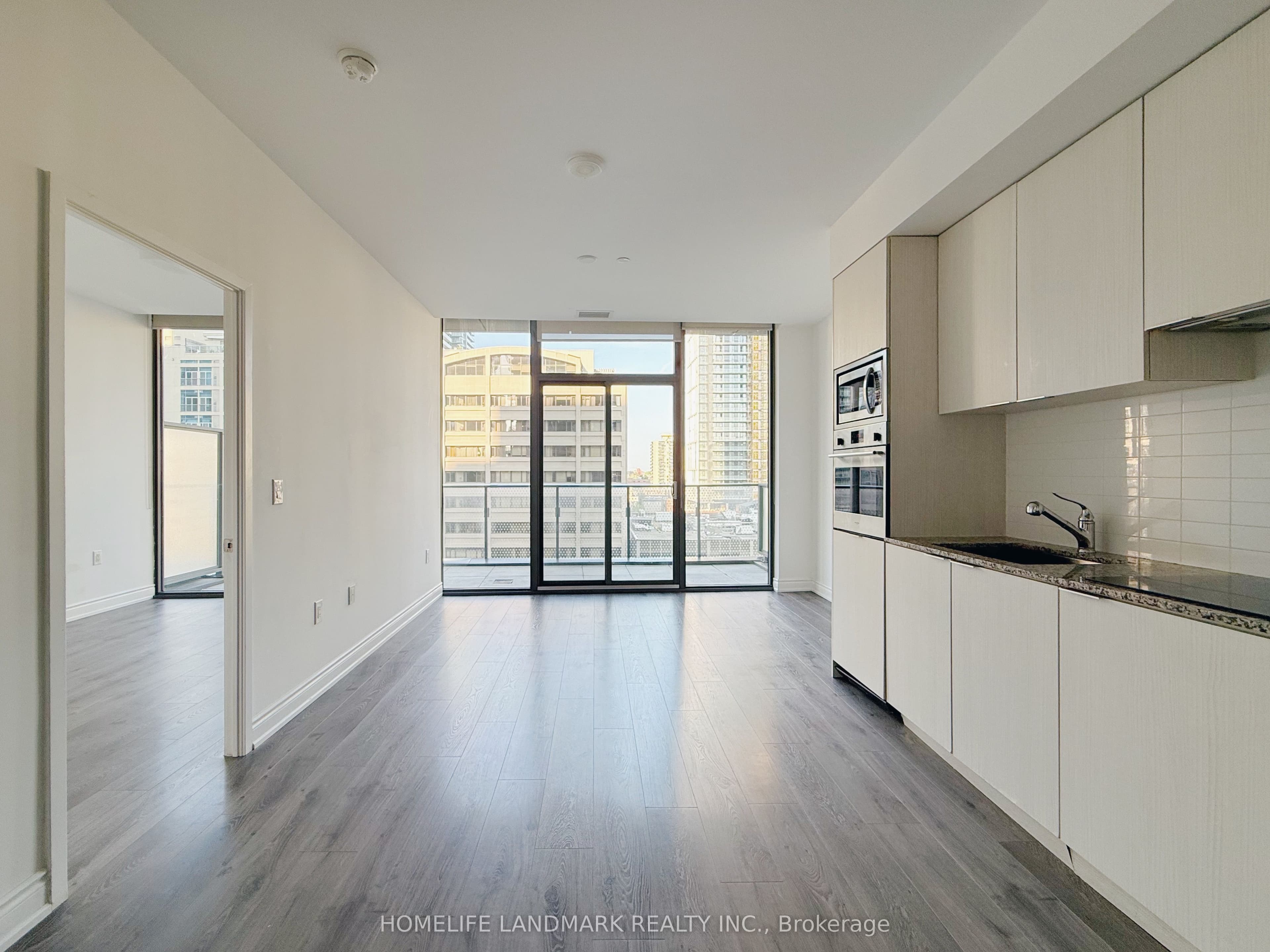 Unit 501 11 Wellesley Street photo 1