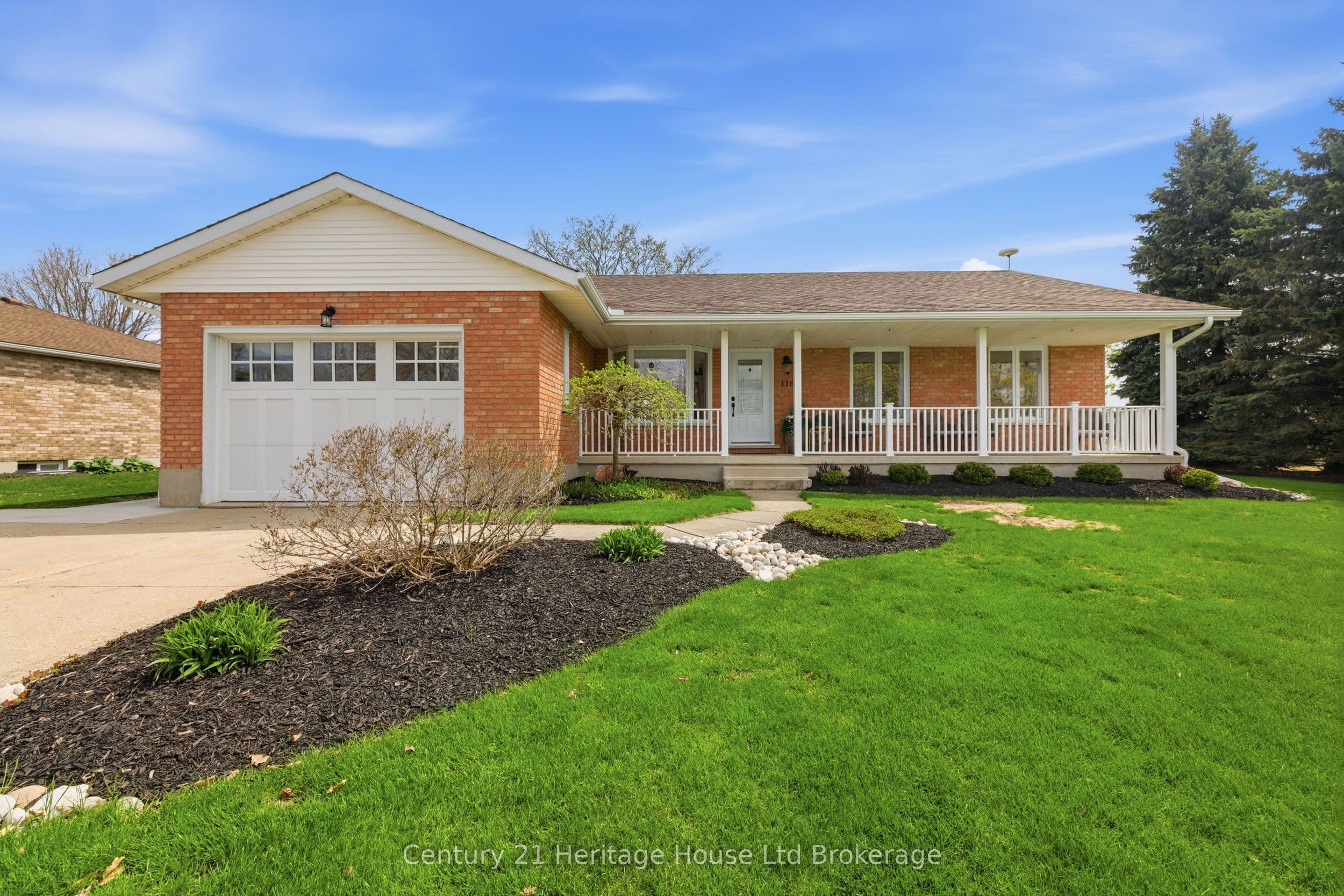 116 Baird Street photo 1