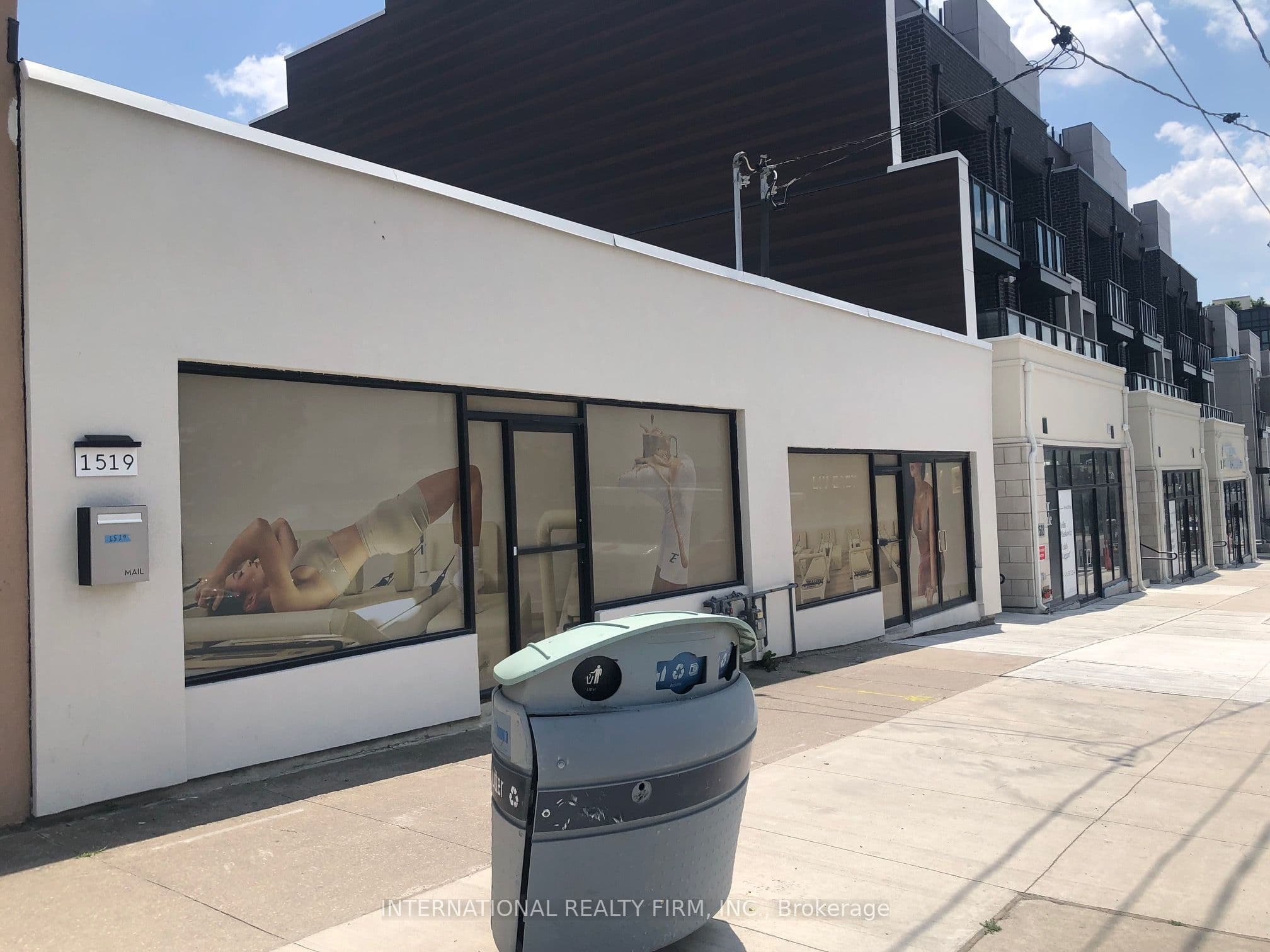 1517-19 O Connor Drive photo 1