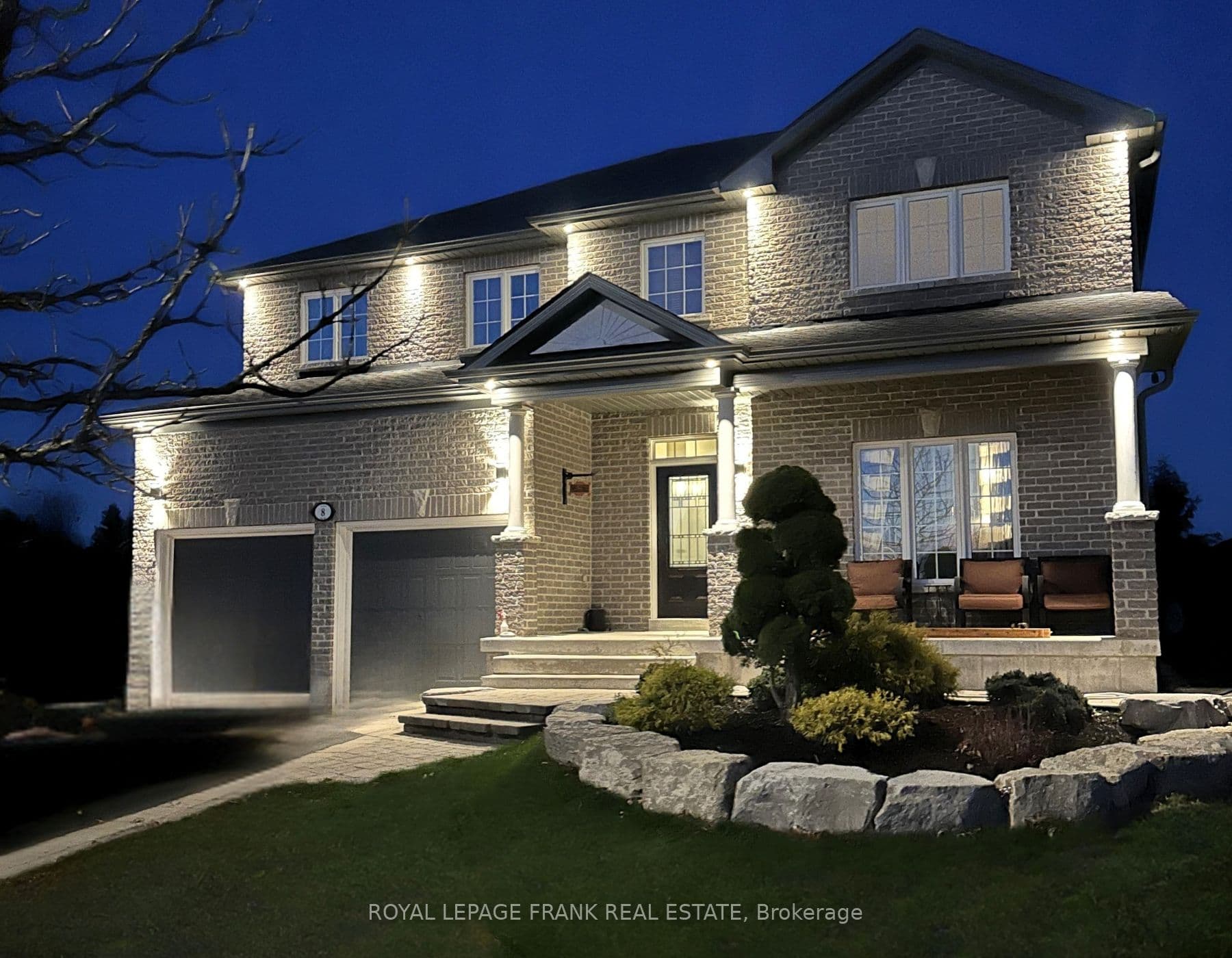 8 Kyle Court photo 1