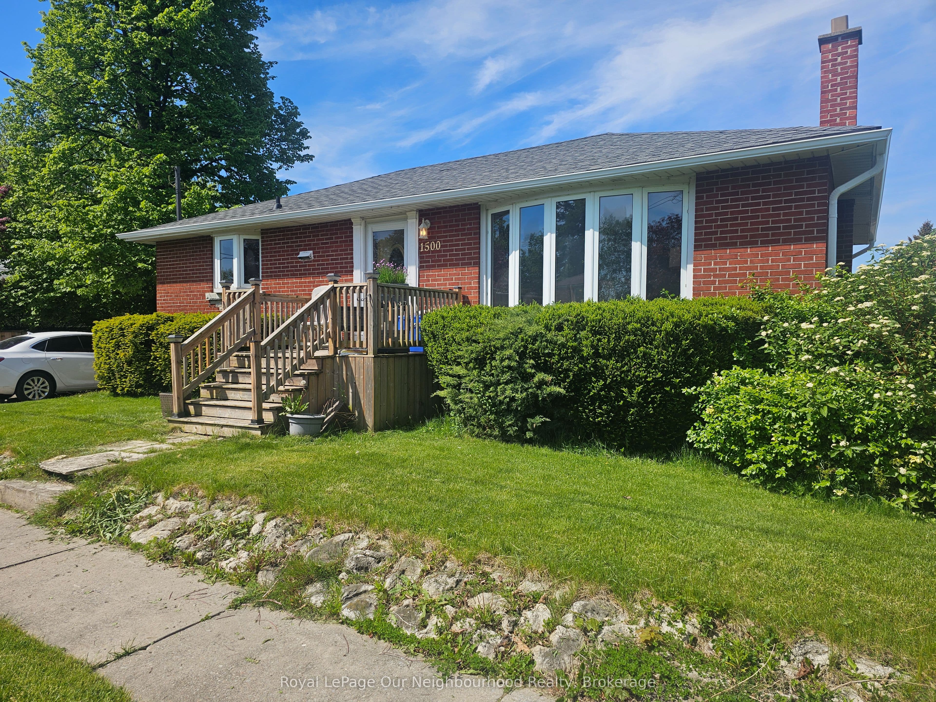 1500 Lakeside Street photo 1