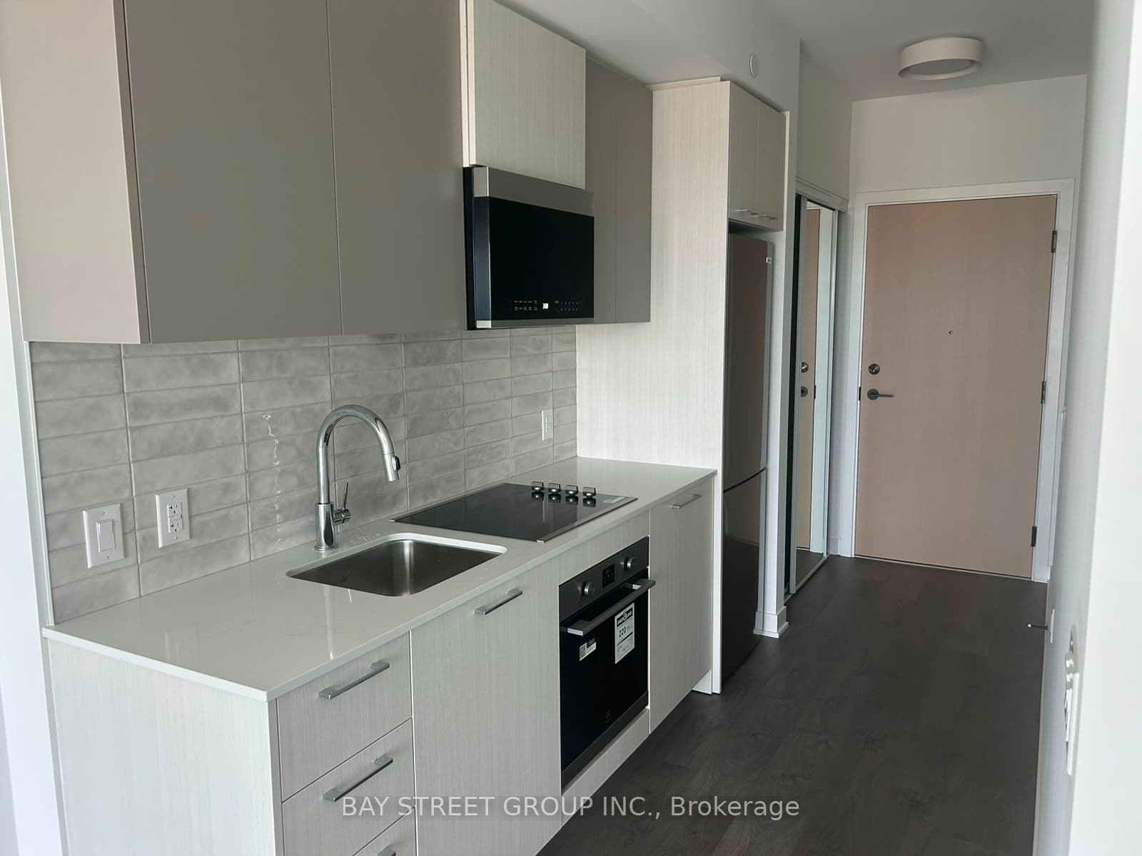 Unit 2401 10 Oak Street photo 1