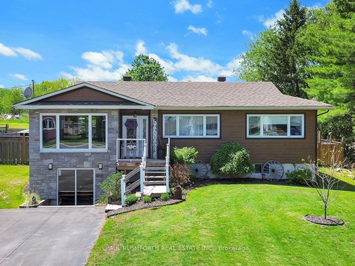 1548 Landry Road photo 1