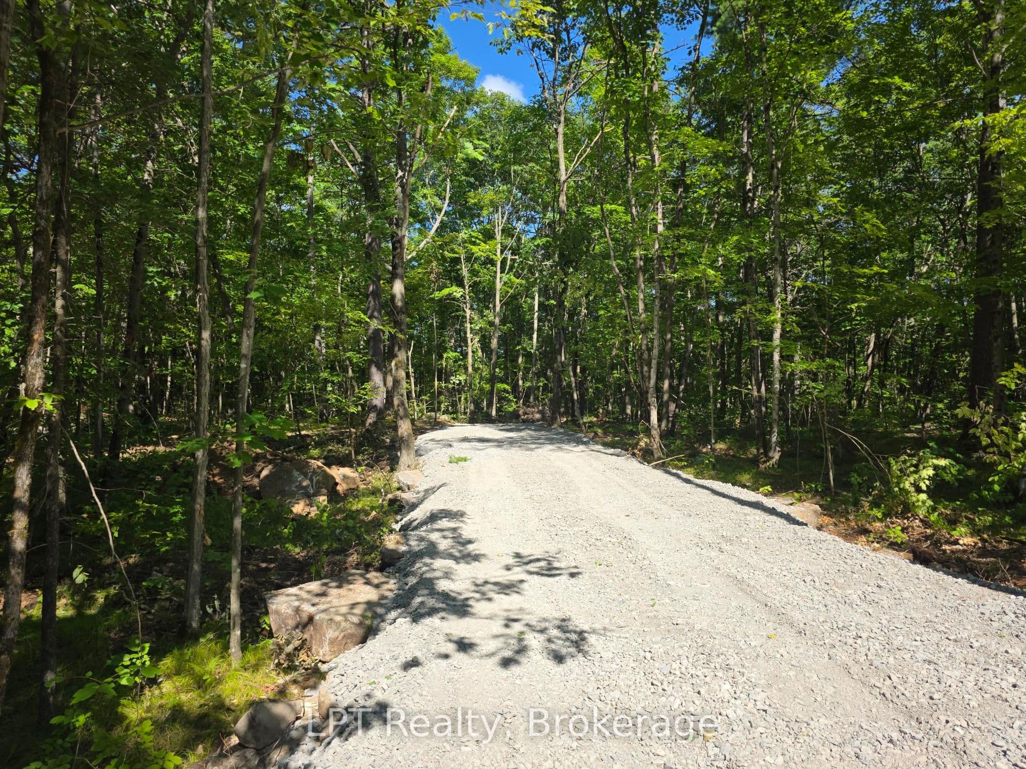 48 Marble Point Road photo 1