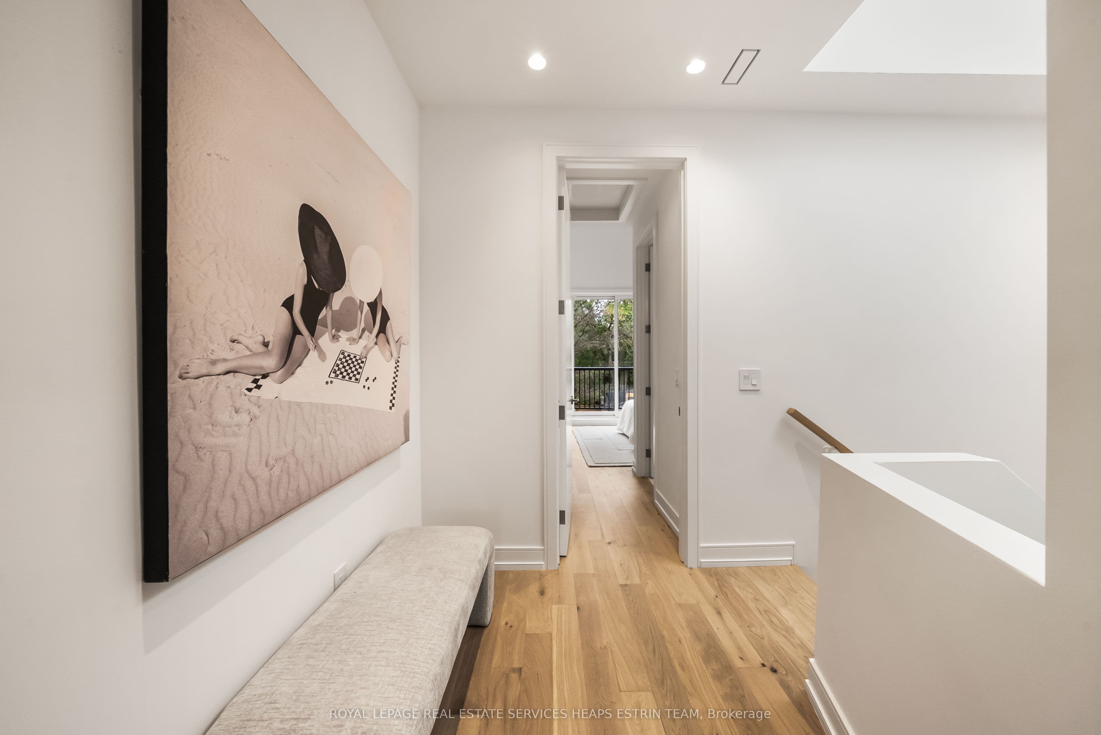 31 Taunton Road photo 1