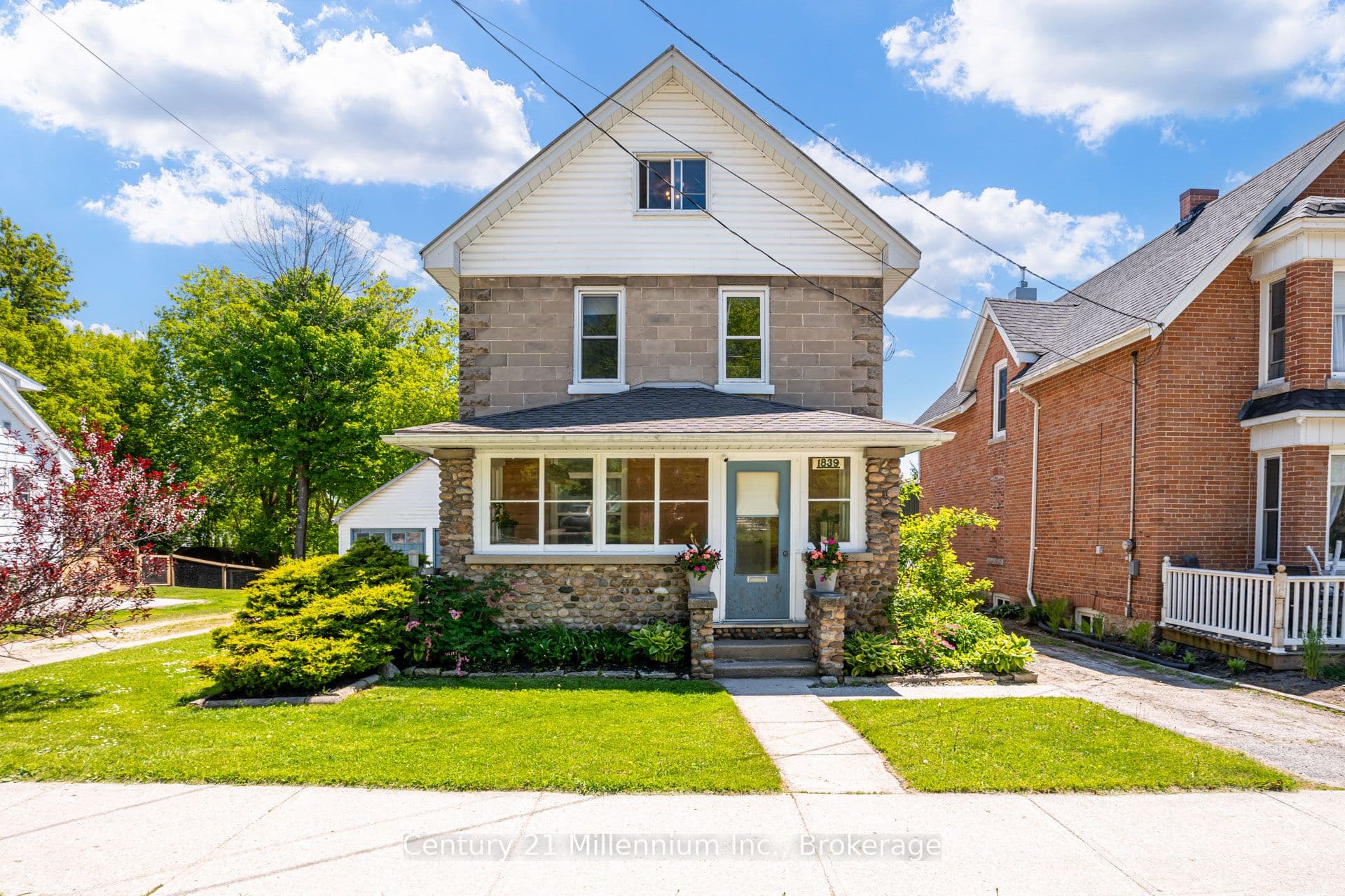 1839 4th Avenue photo 1