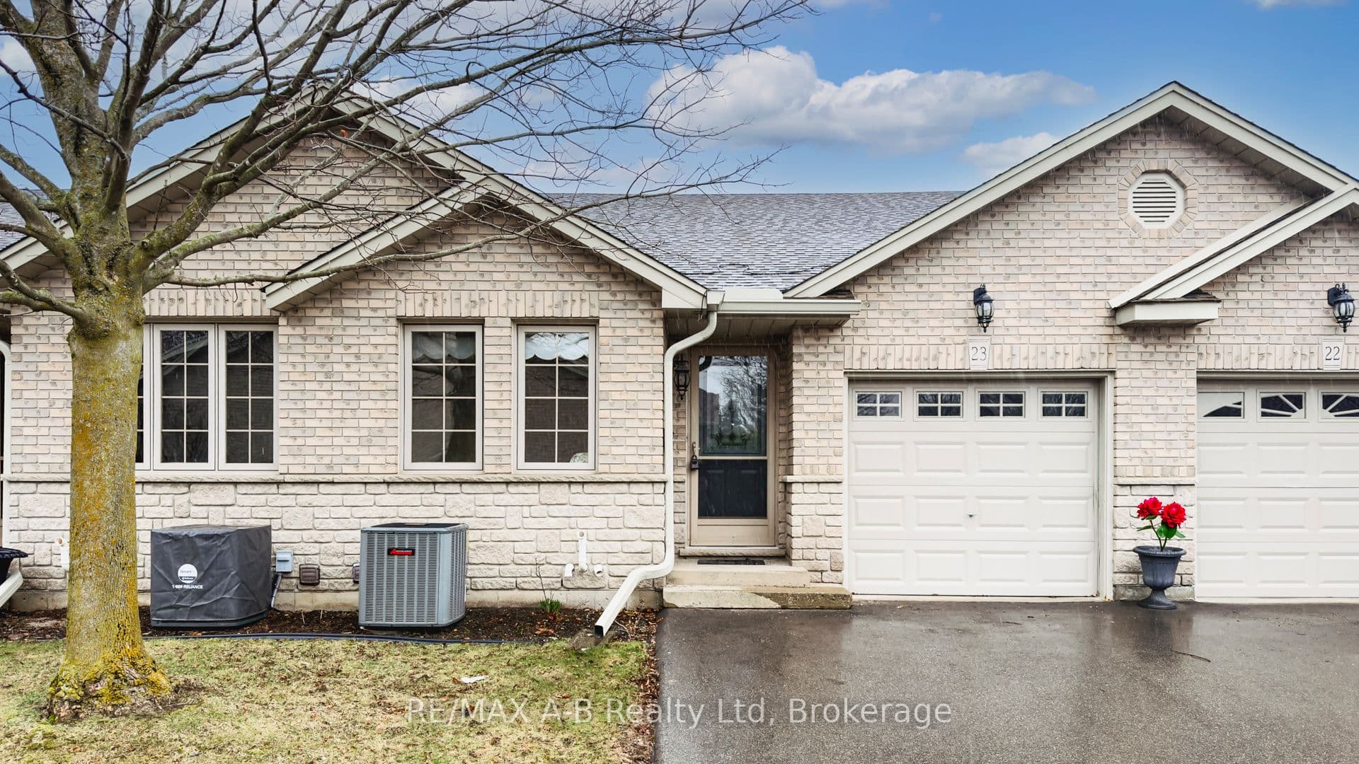 Unit 23 24 Griffiths Drive photo 1