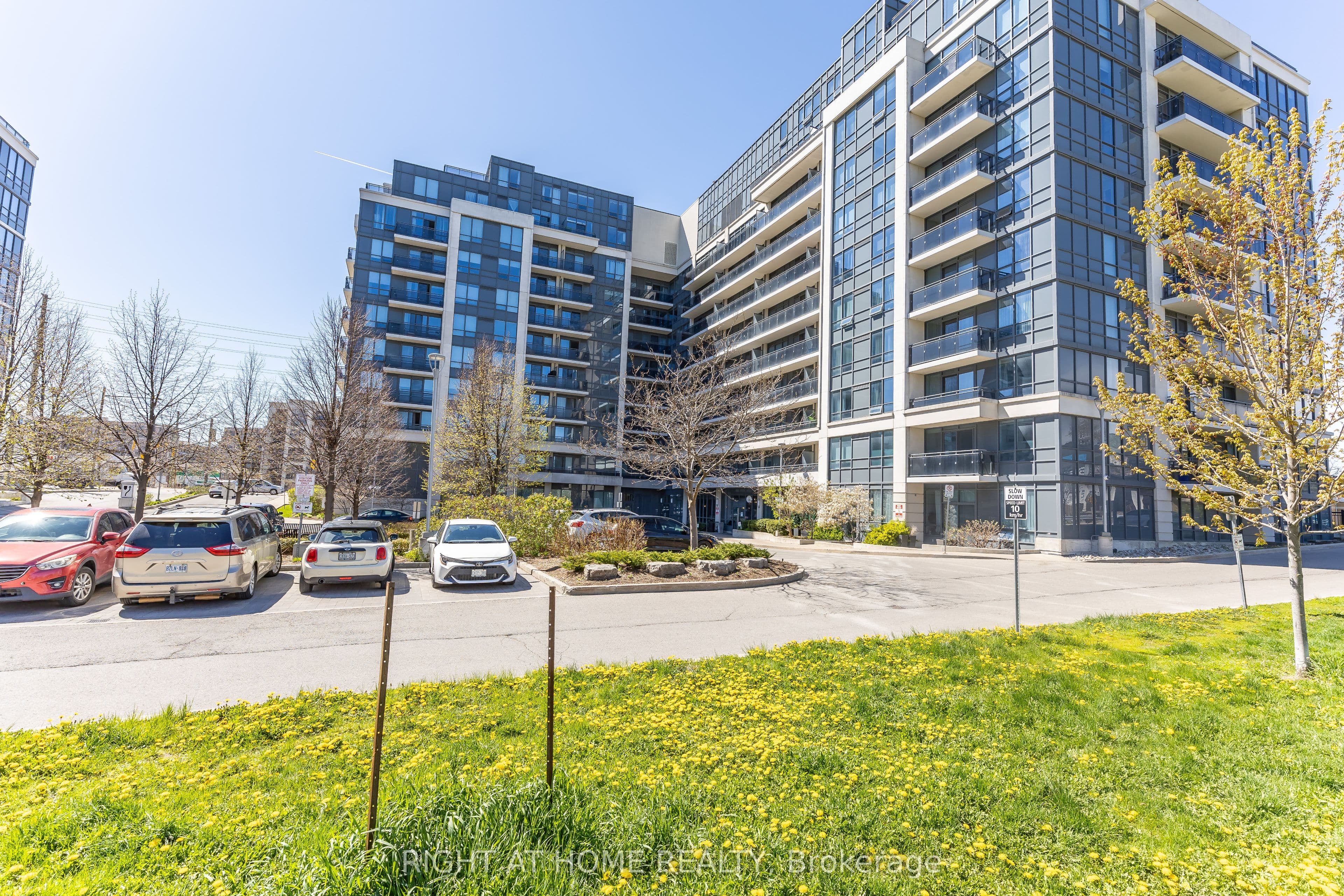 Unit 1021 370 Highway 7 N/A photo 1