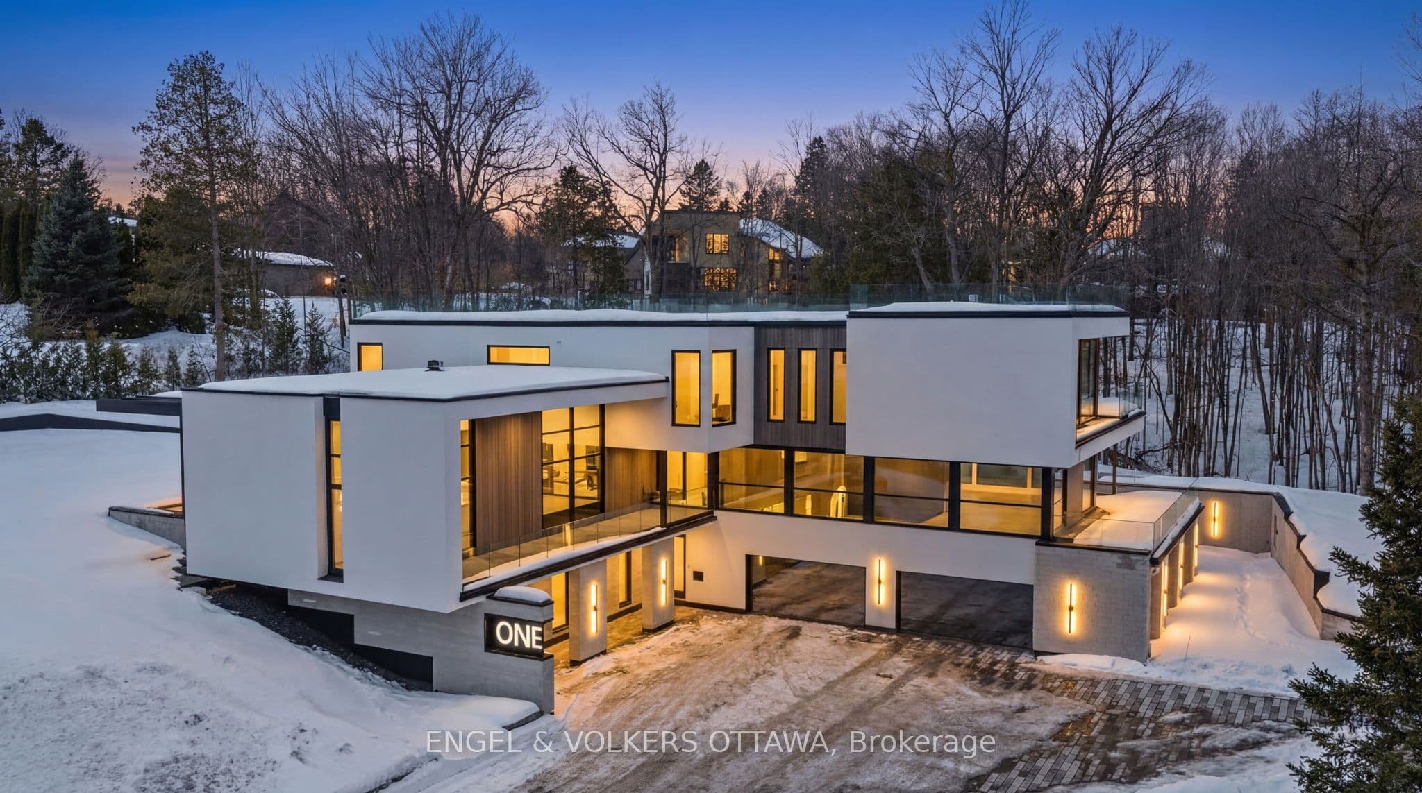 1 Delong Drive photo 1