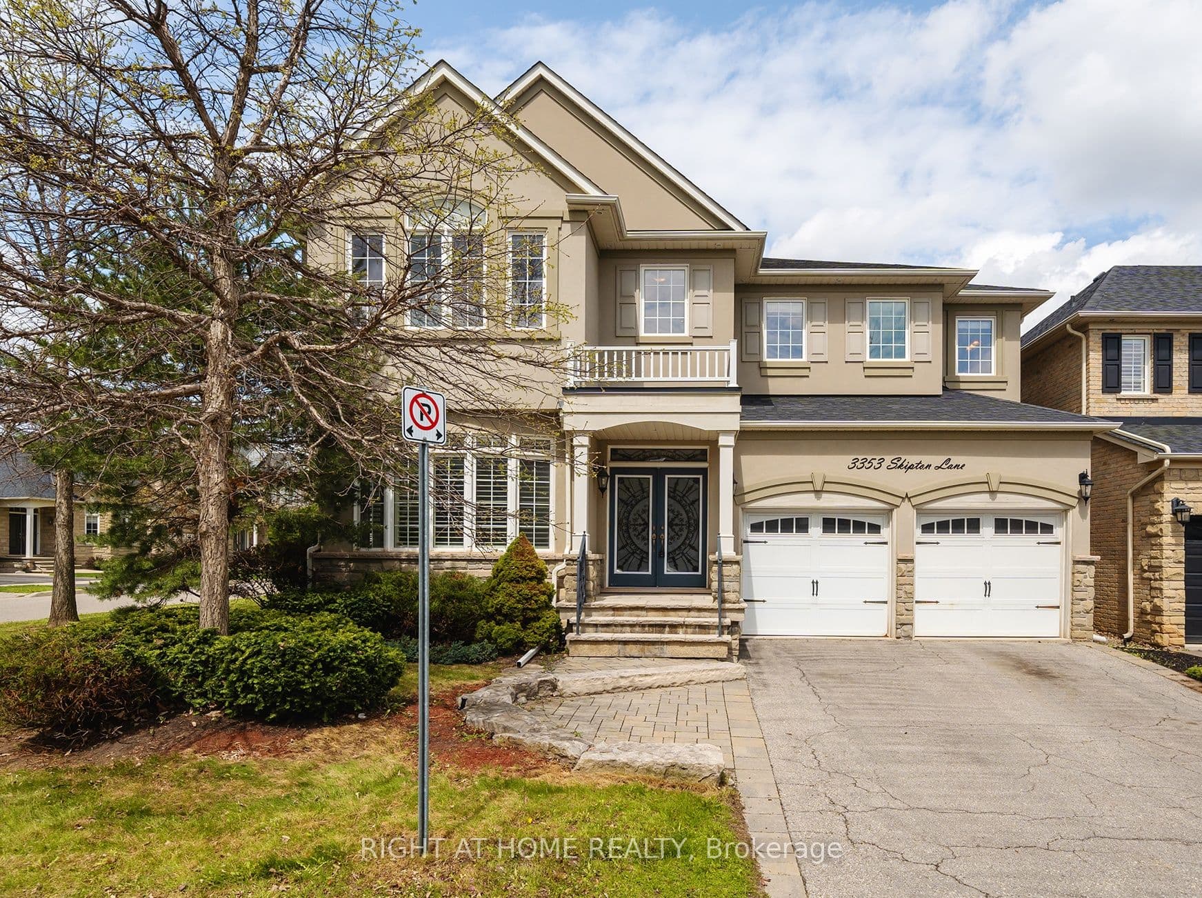 3353 Skipton Lane photo 1