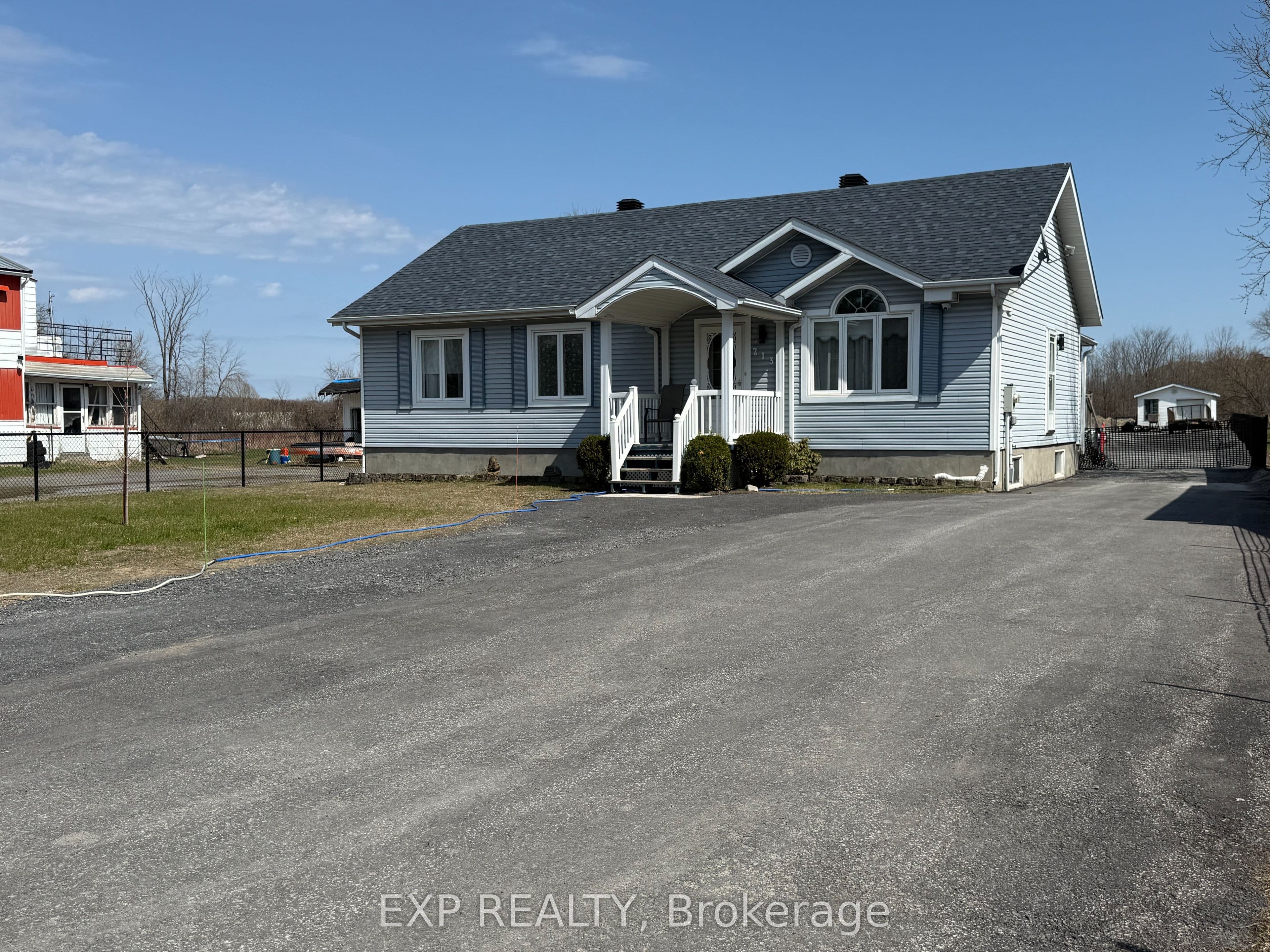 213 Longueuil Street photo 1