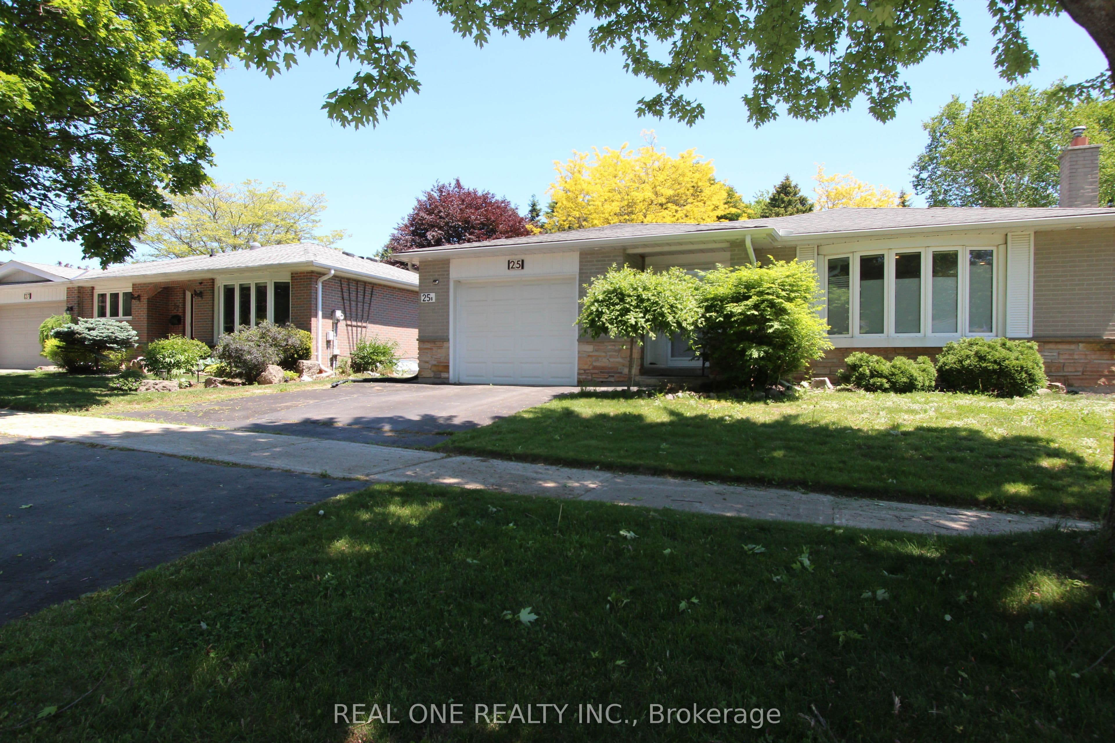 25 Bigwin Drive photo 1