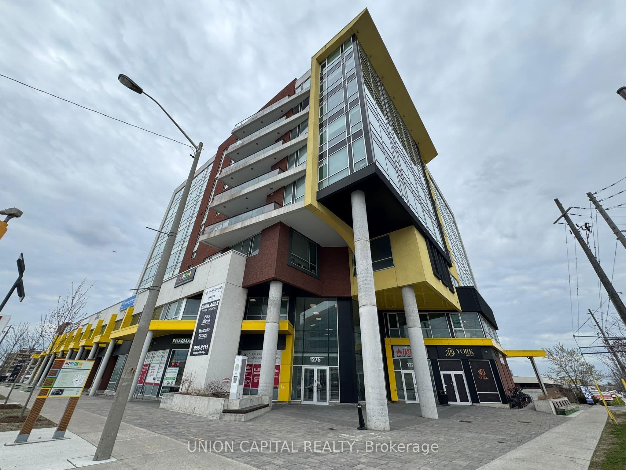 Unit 504 1275 Finch Avenue photo 1