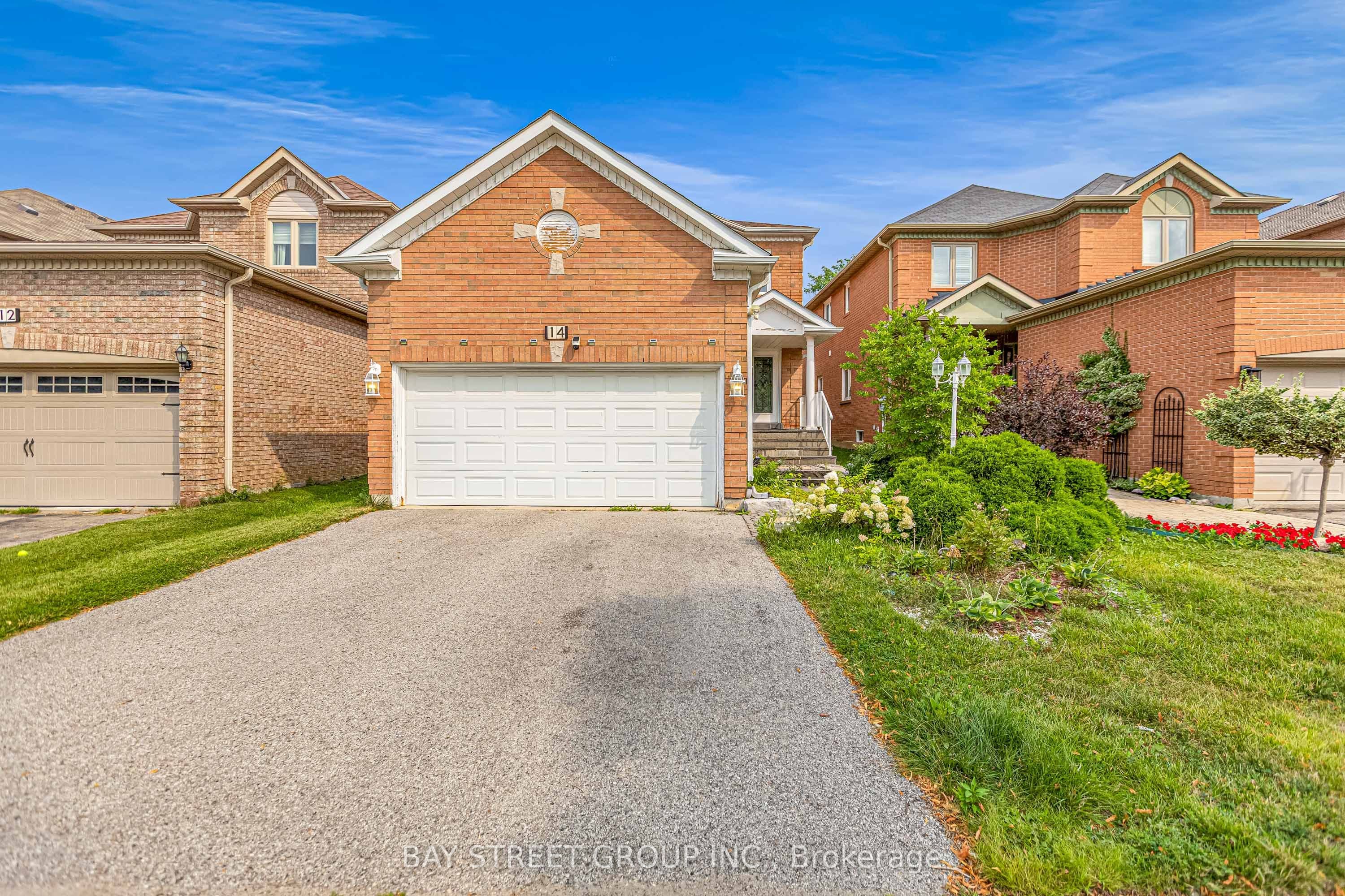 14 Rocksprings Avenue photo 1