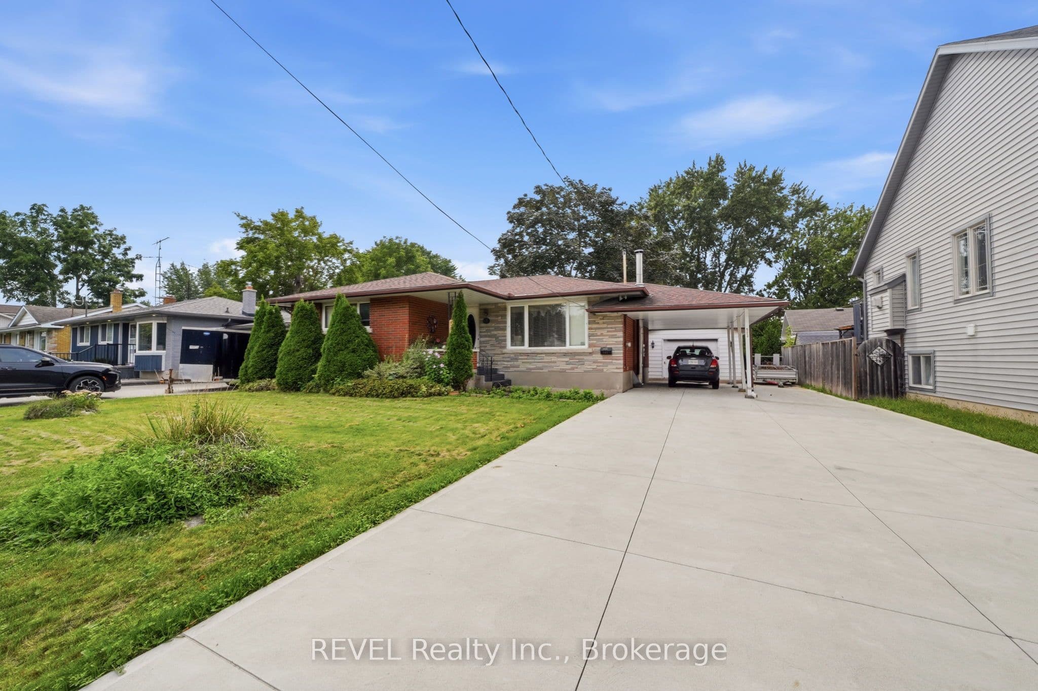 563 Bunting Road photo 1