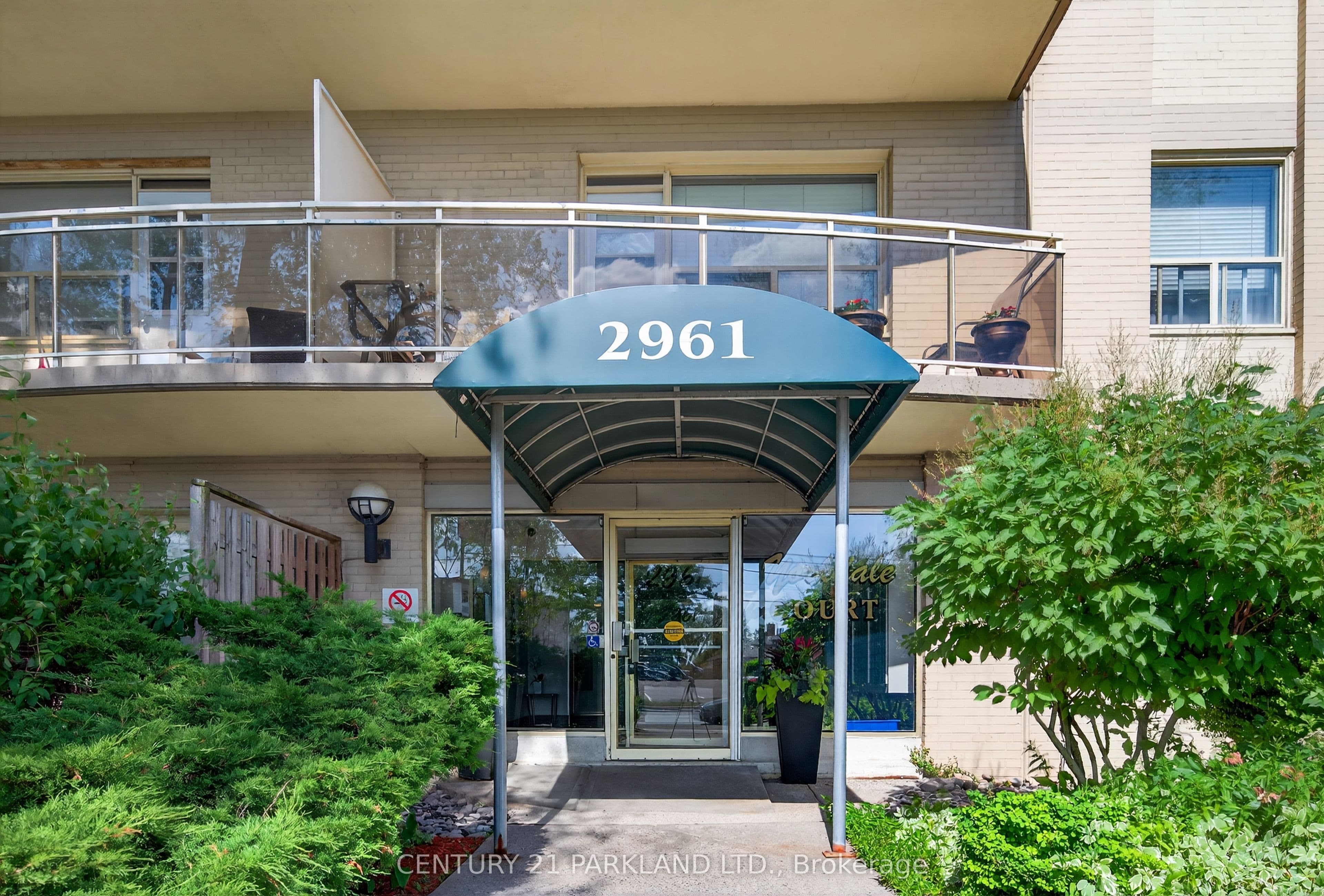 Unit 202 2961 Dufferin Street photo 1