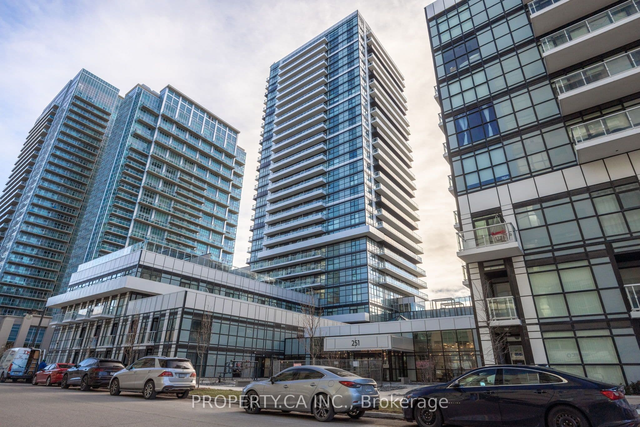 Unit 1111 251 Manitoba Street photo 1