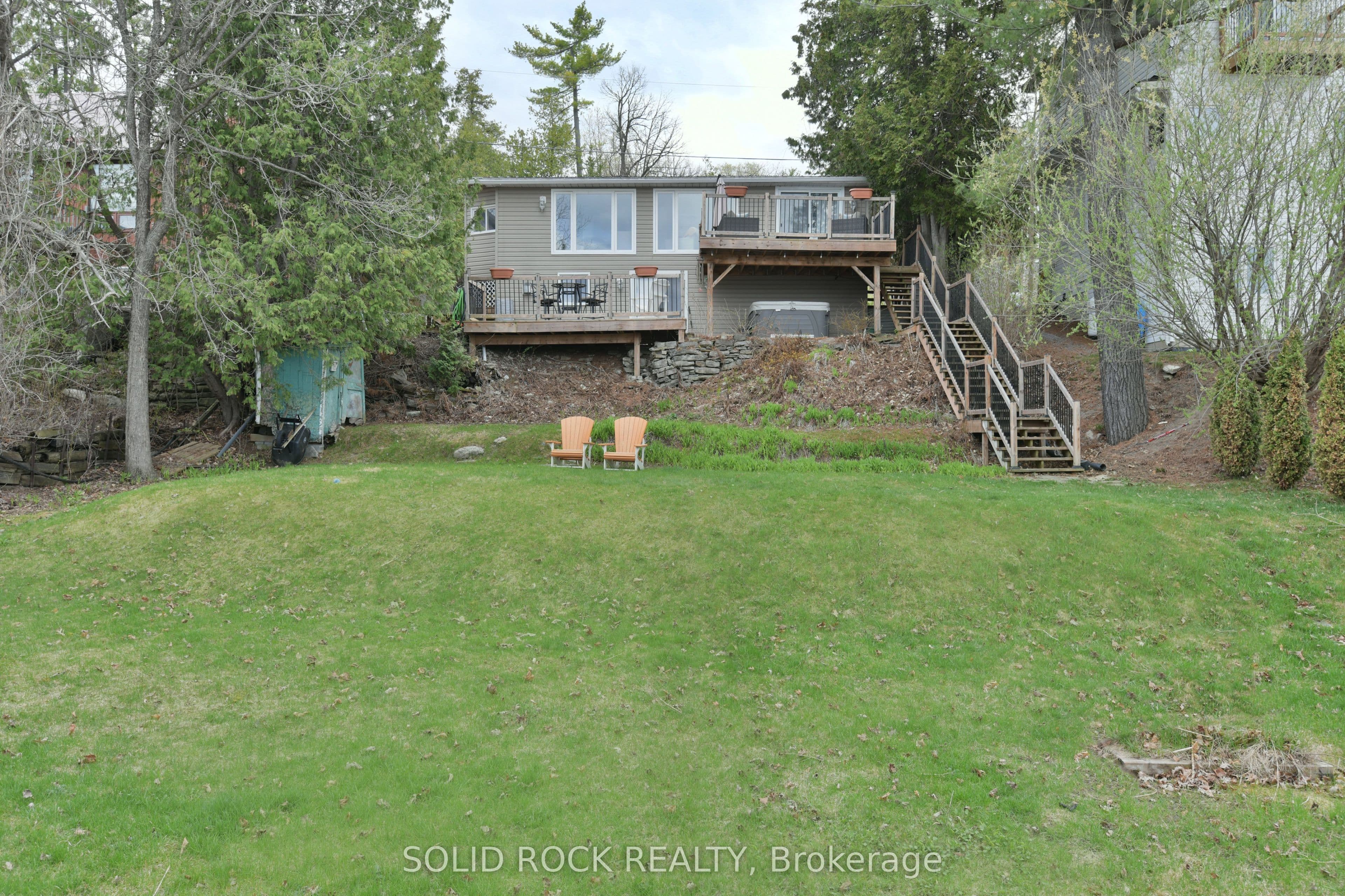 2496 River Road photo 1