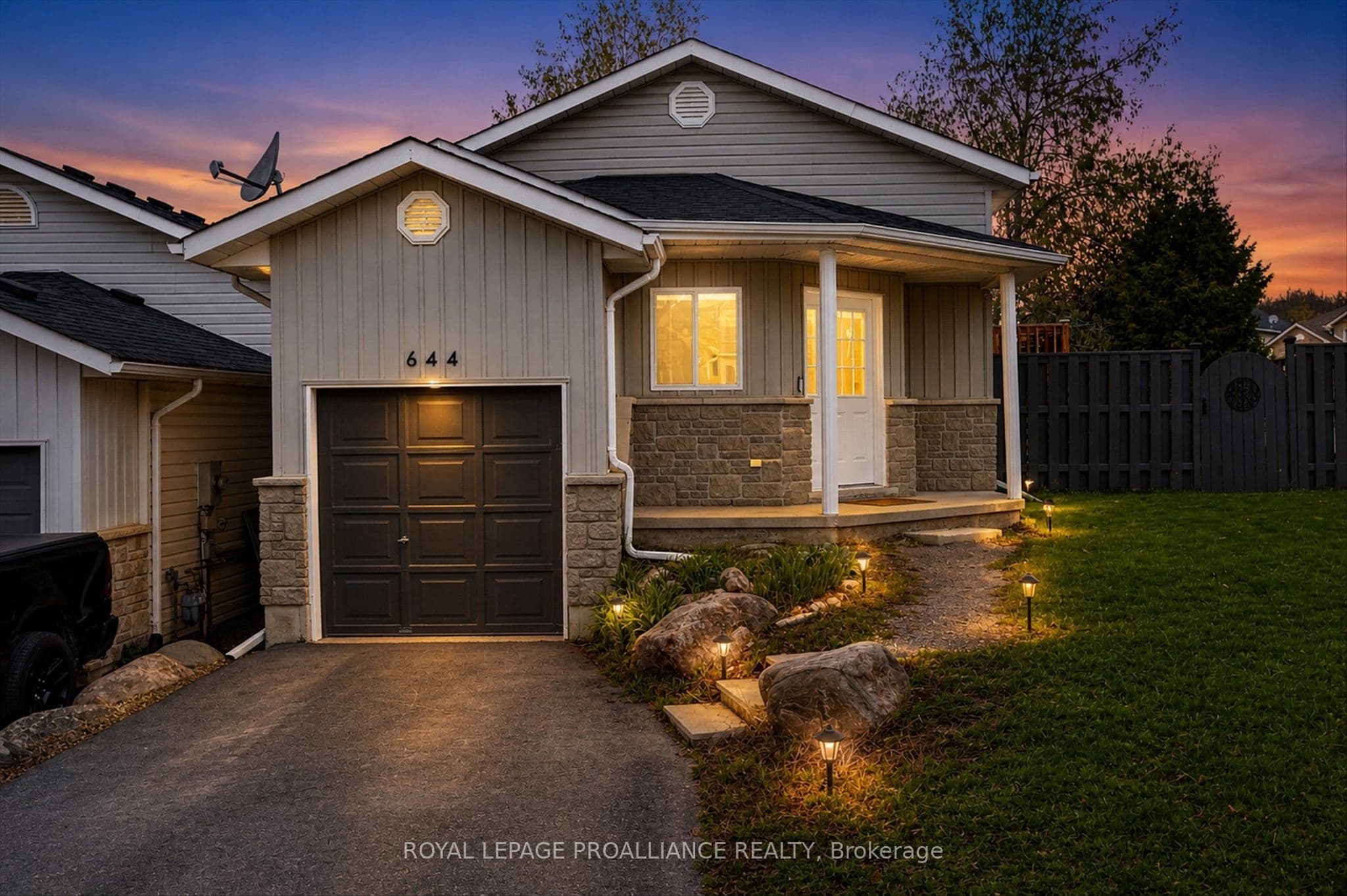 644 Trailview Drive photo 1