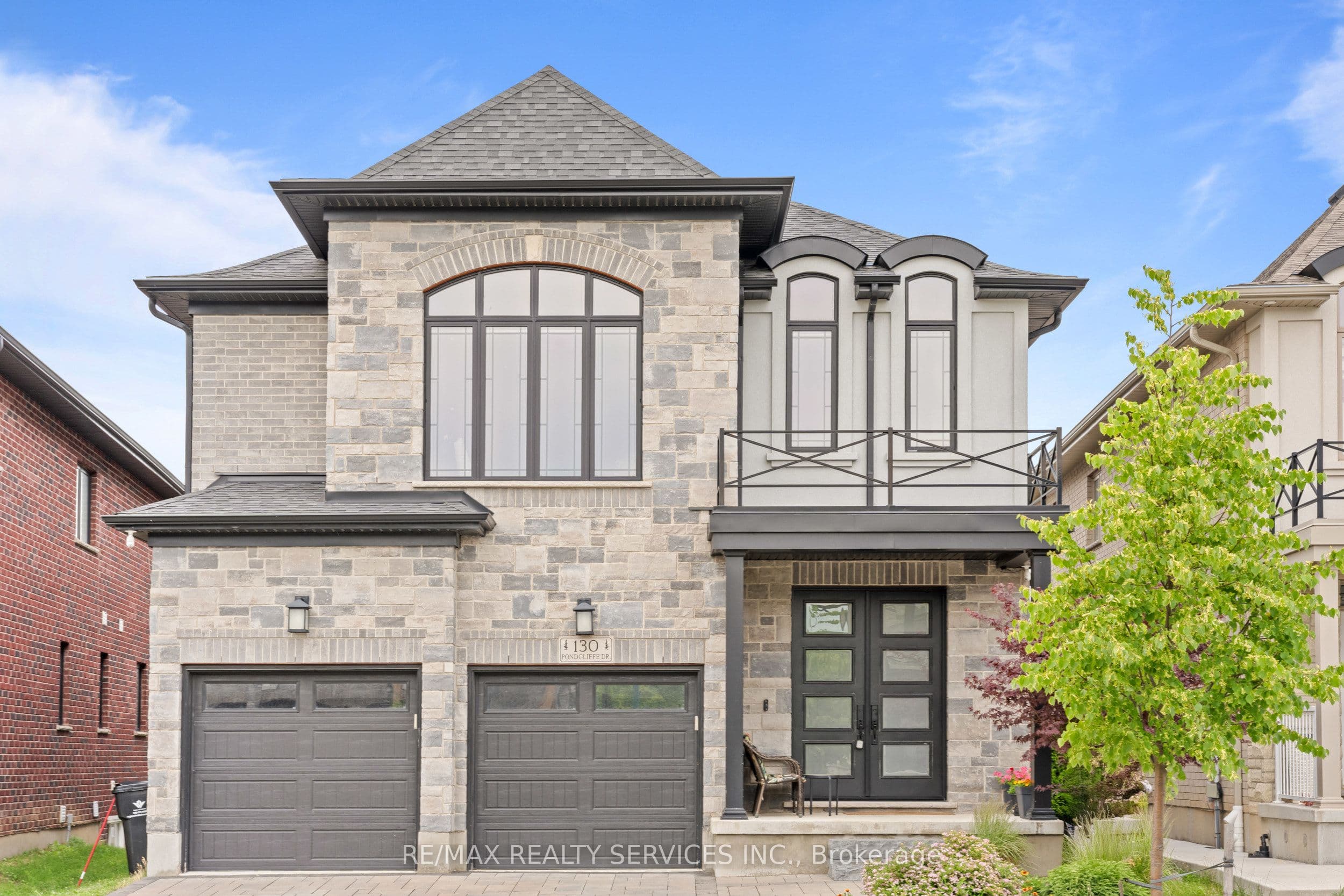 130 Pondcliffe Drive photo 1