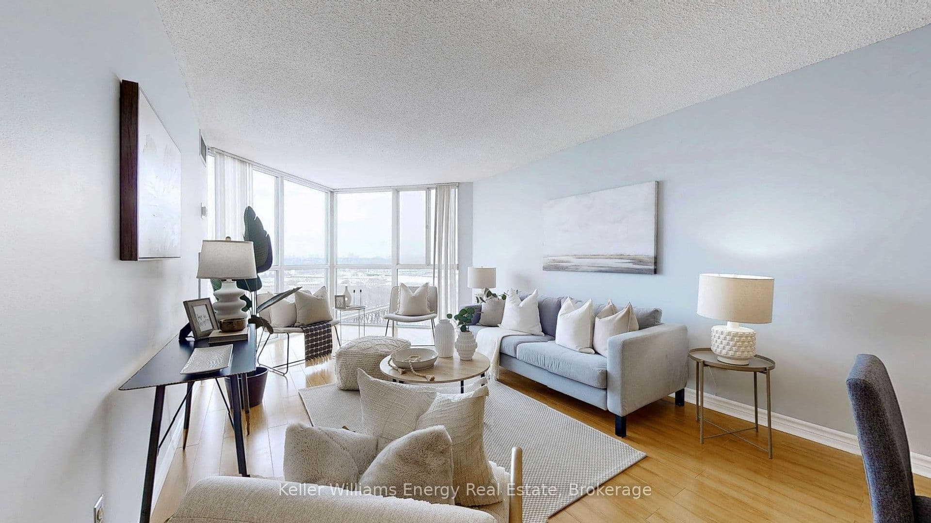 Unit 1512 7 Concorde Place photo 1