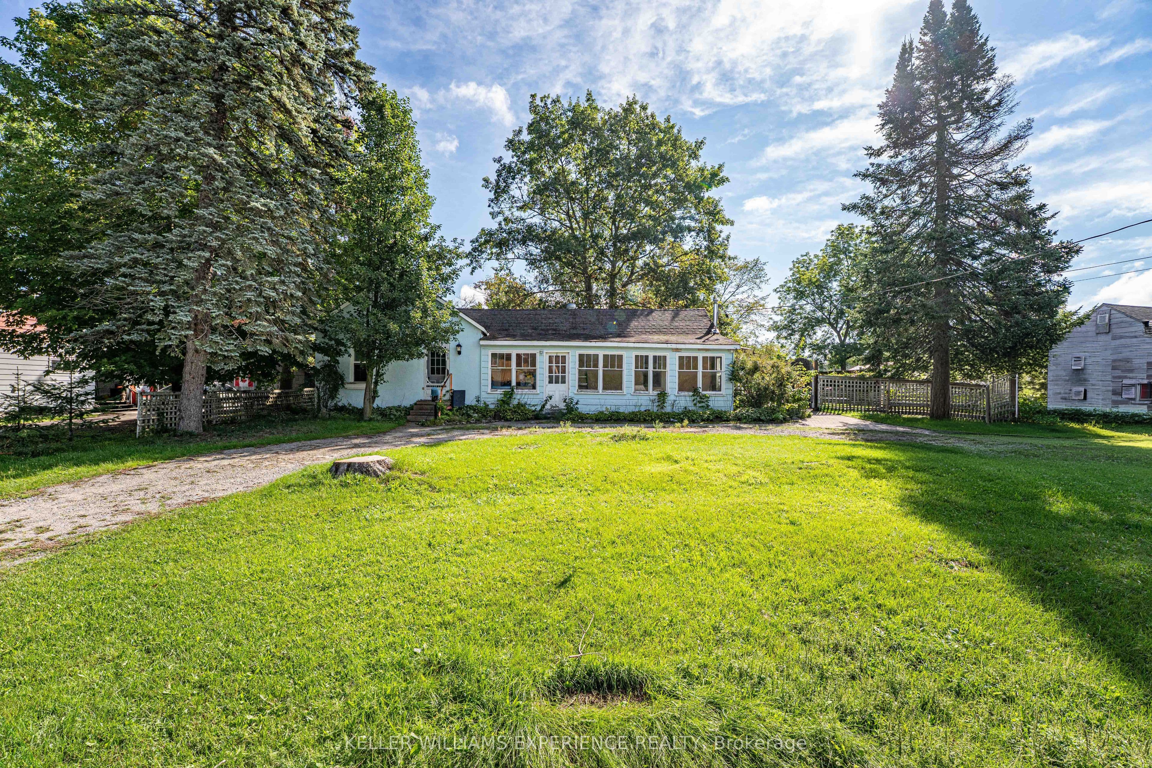 120 Elizabeth Street photo 1