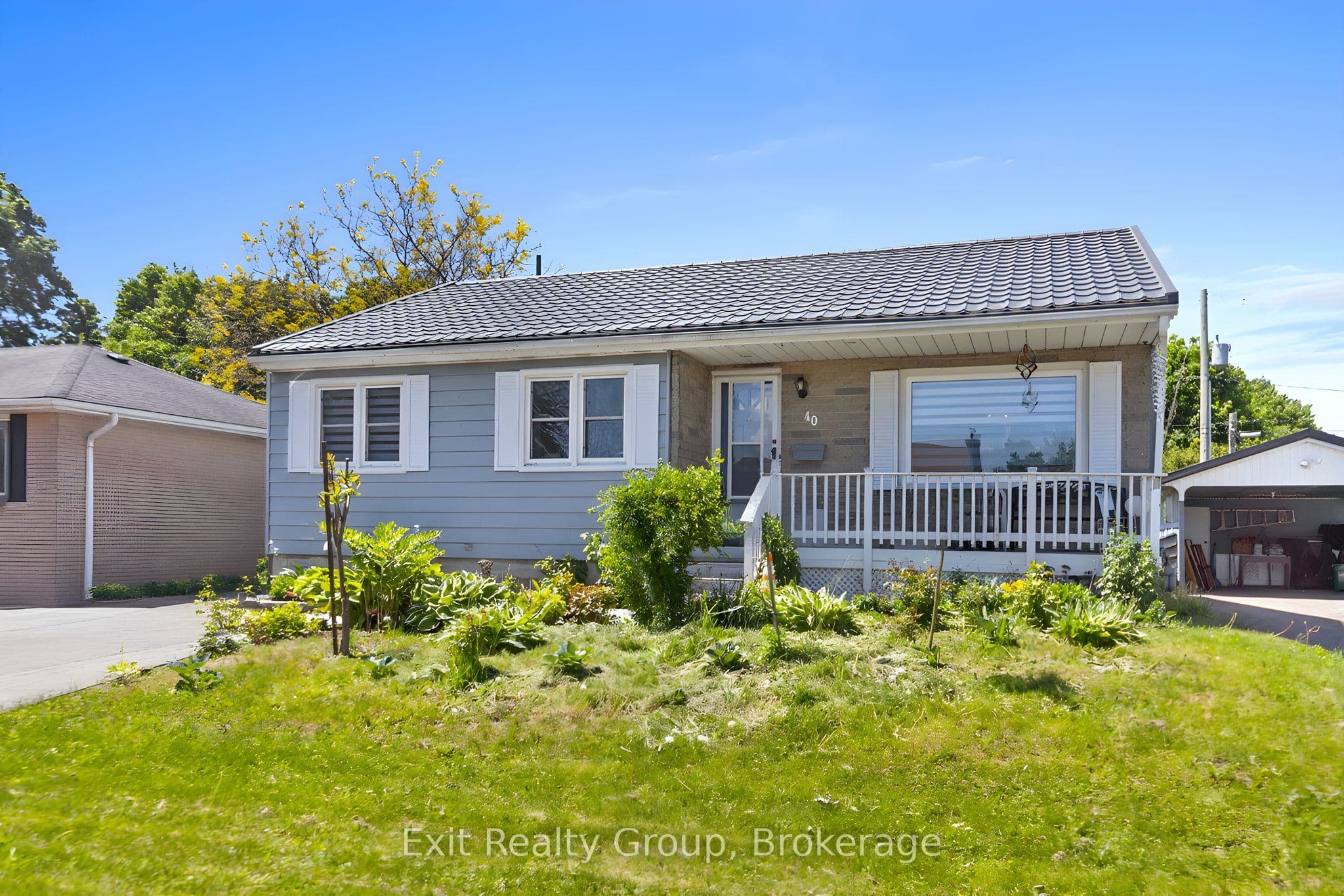 40 Aldershot Avenue photo 1