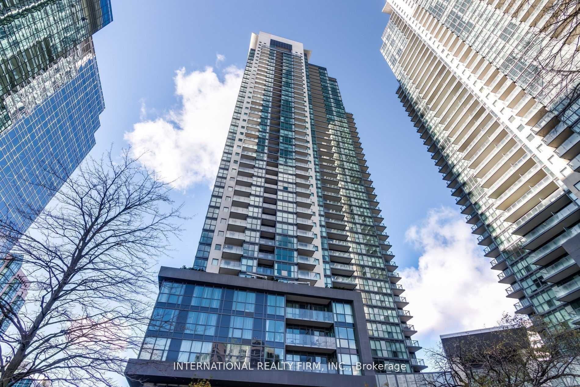 Unit 1703 5162 Yonge Street photo 1