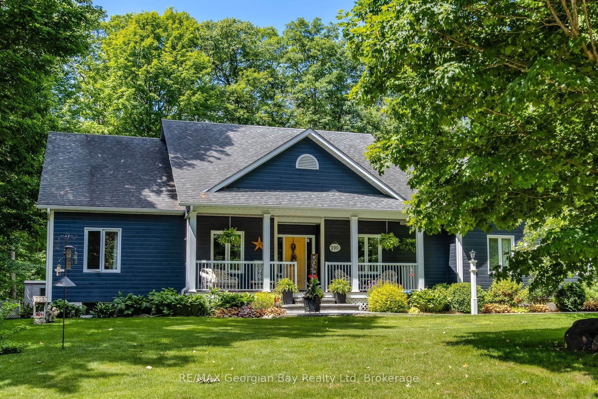 390 Puddicombe Road photo 1