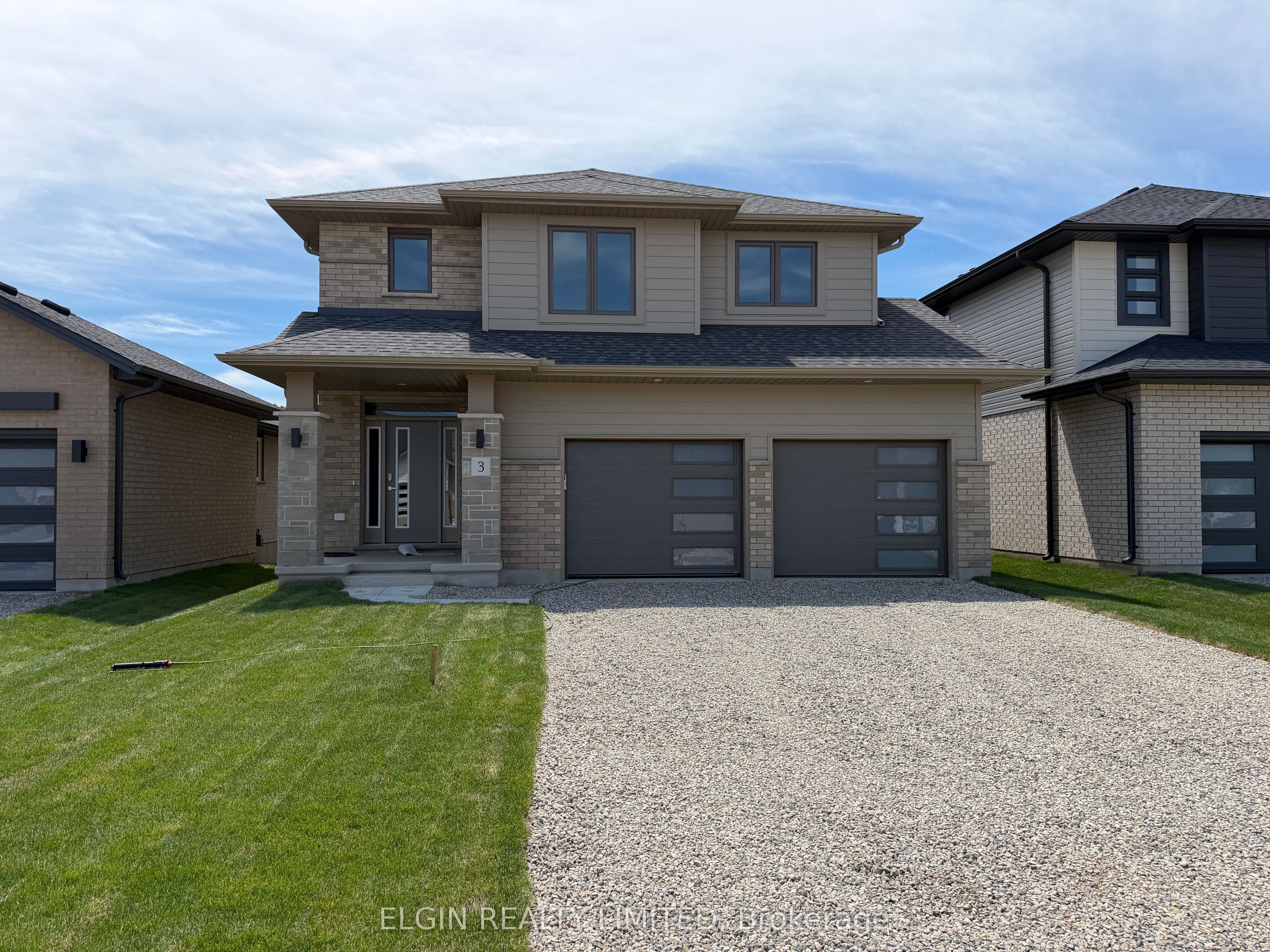 3 Finch Street photo 1