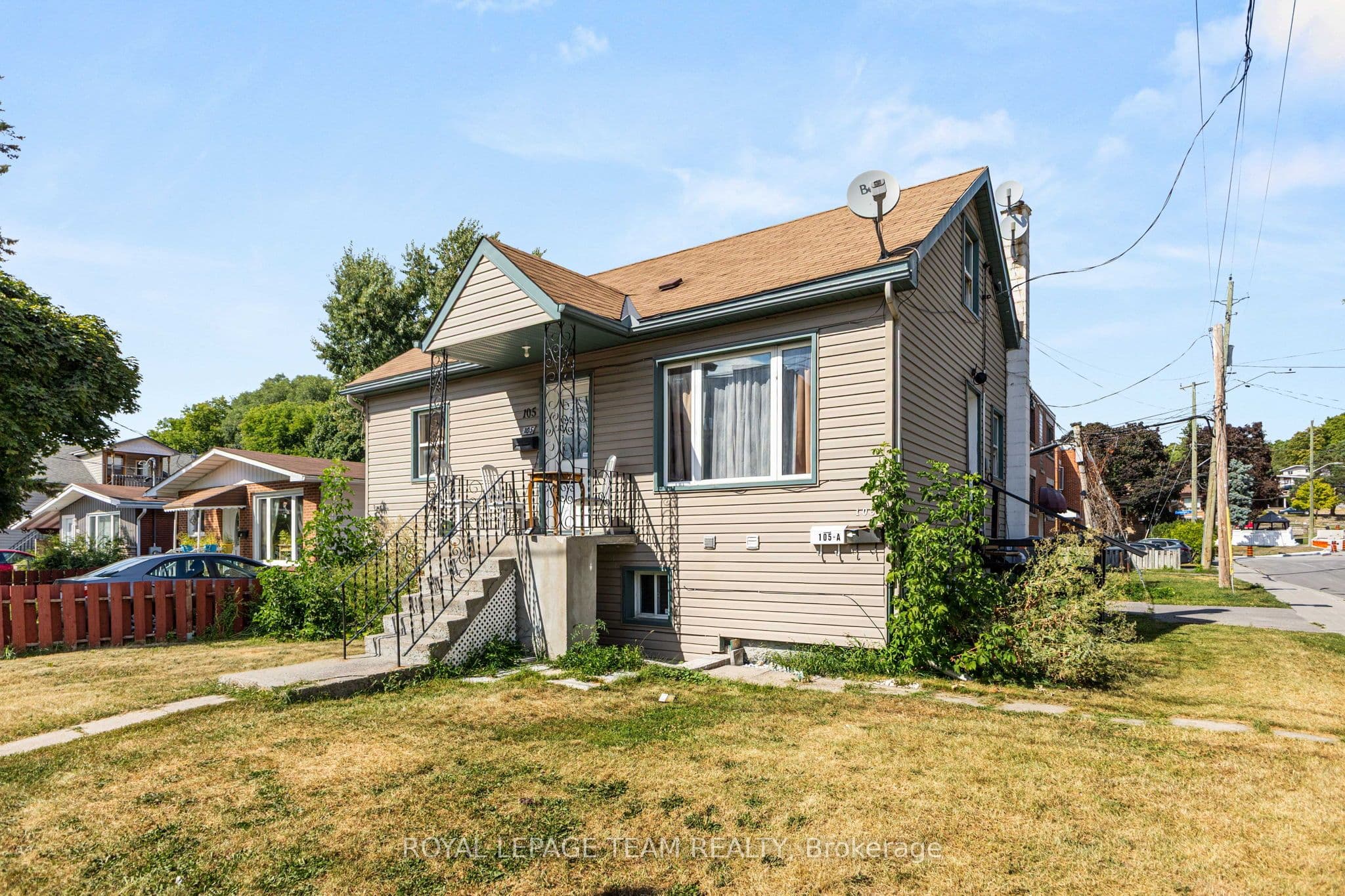 105 Jolliet Avenue photo 1