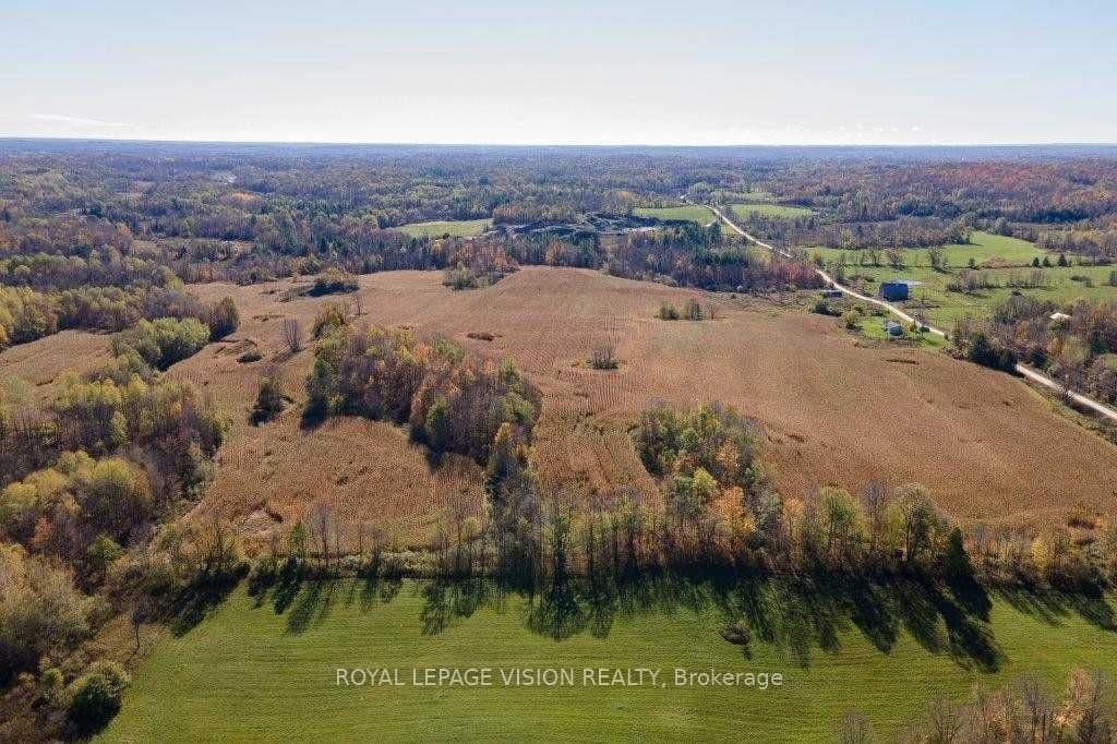 1356 Hunt Club Road photo 1