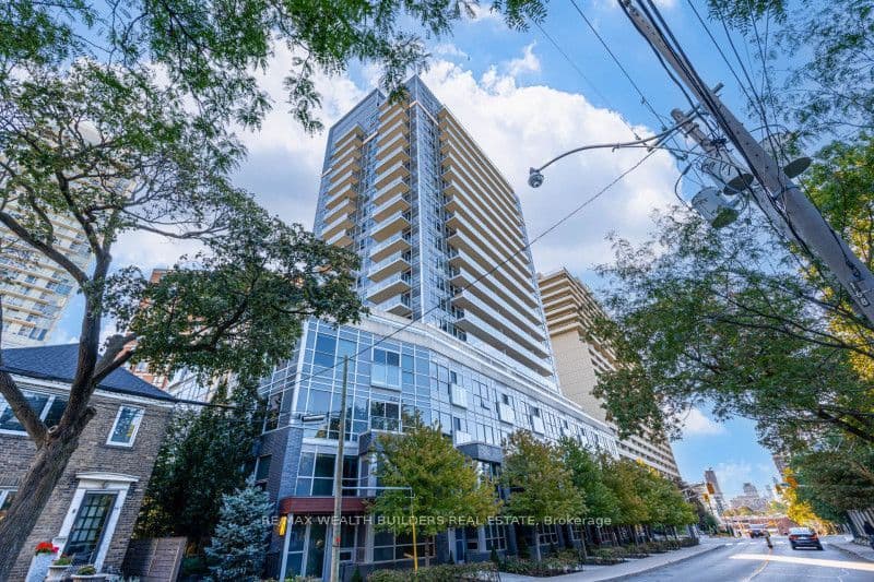 Unit 1707 58 Orchard View Boulevard photo 1