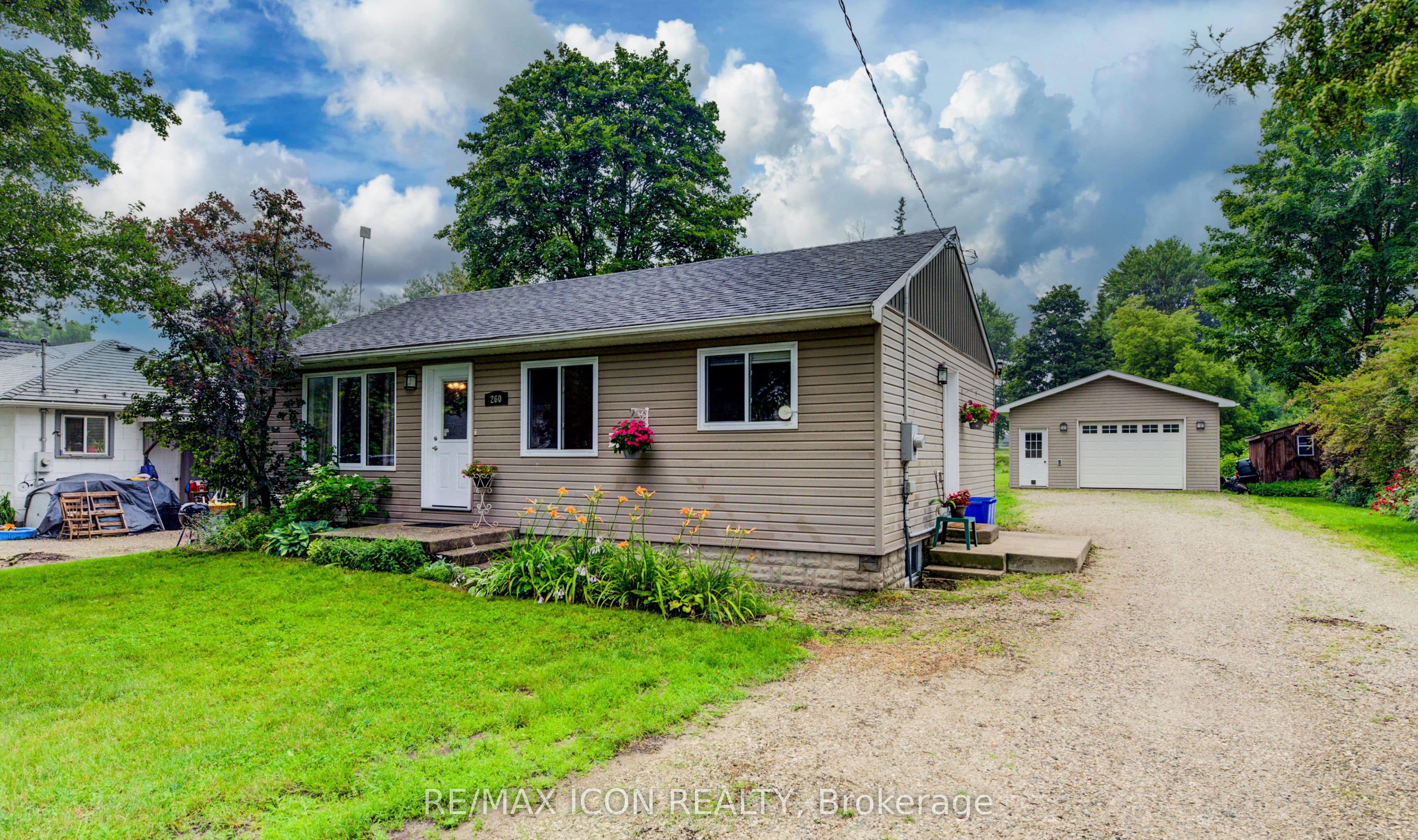 260 Egremont Street photo 1