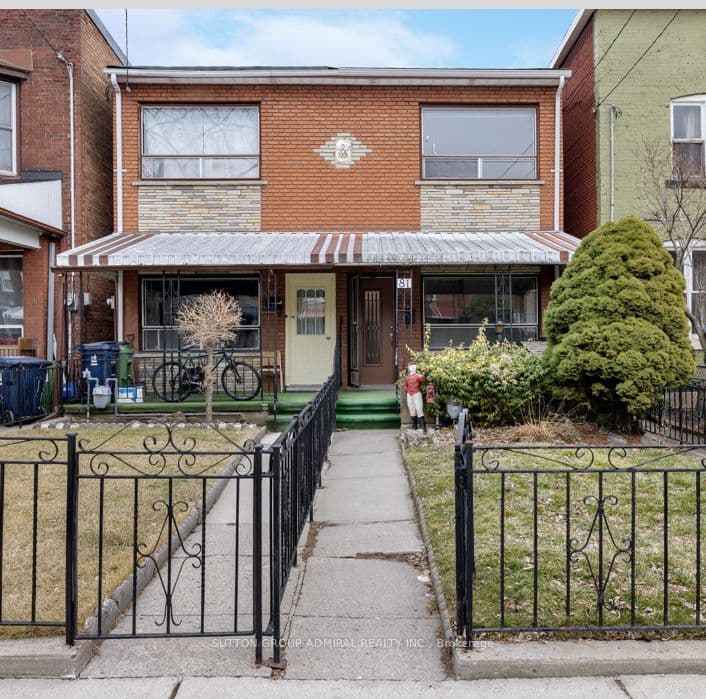 Unit Main 81 Palmerston Avenue photo 1
