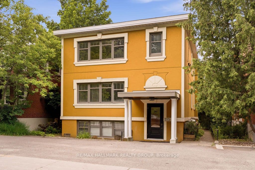 Unit 3 34 Lavergne Street photo 1