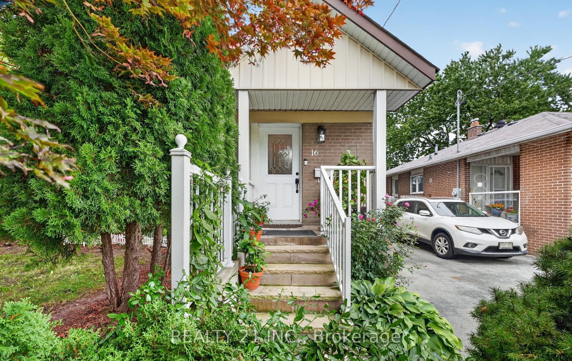 16 Baltray Crescent photo 1