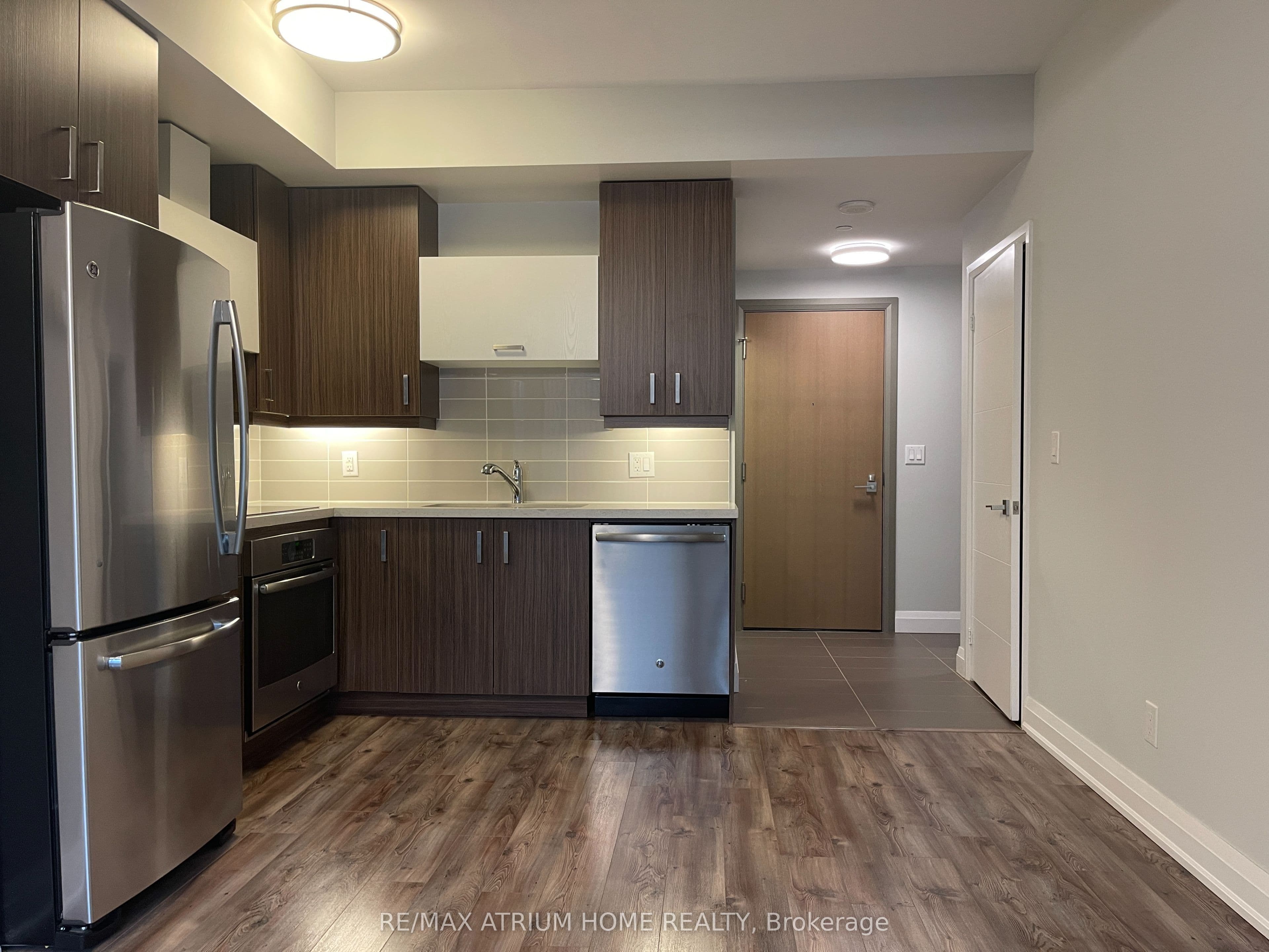 Unit 308 18 Uptown Drive photo 1