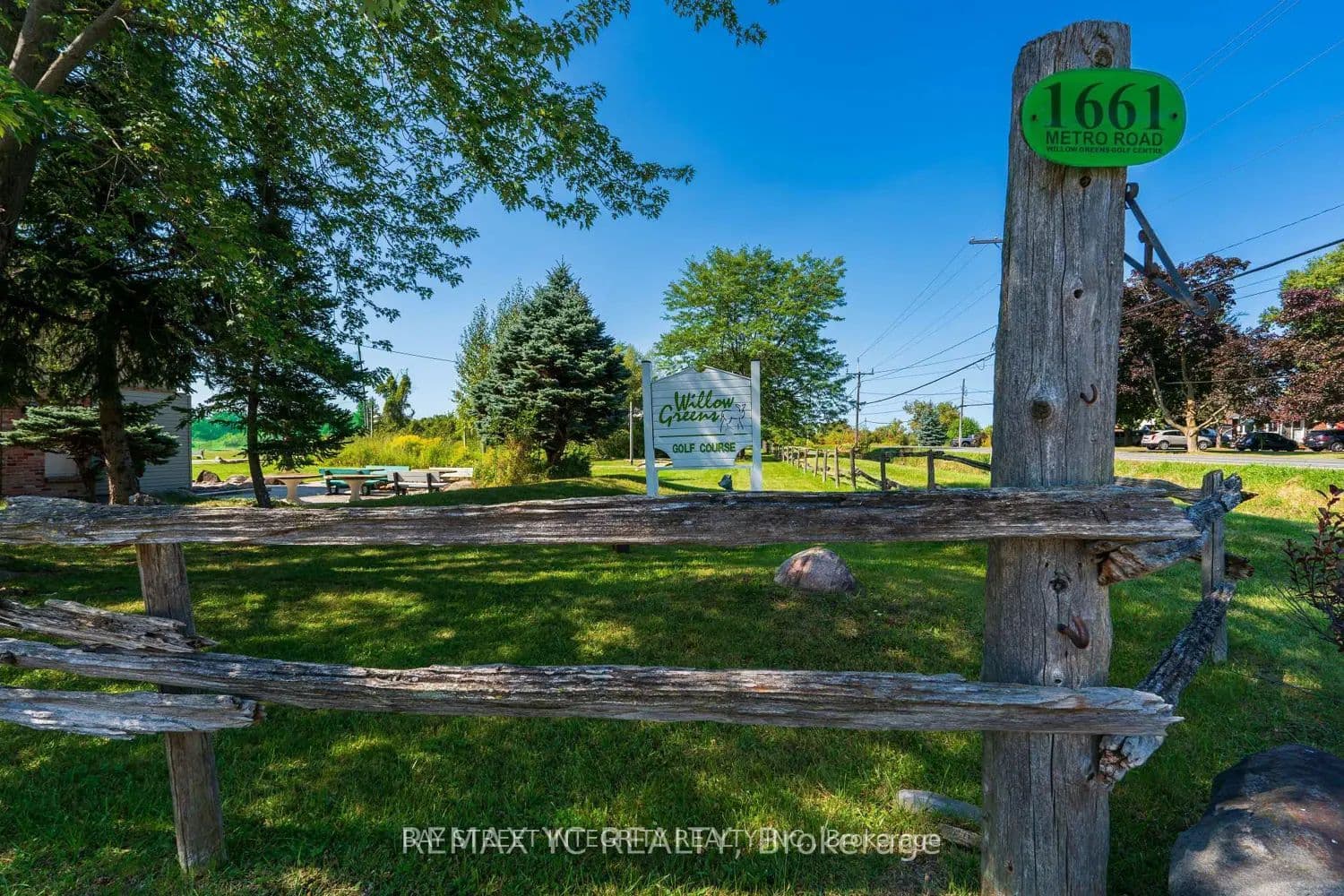 1661 Metro Road photo 1